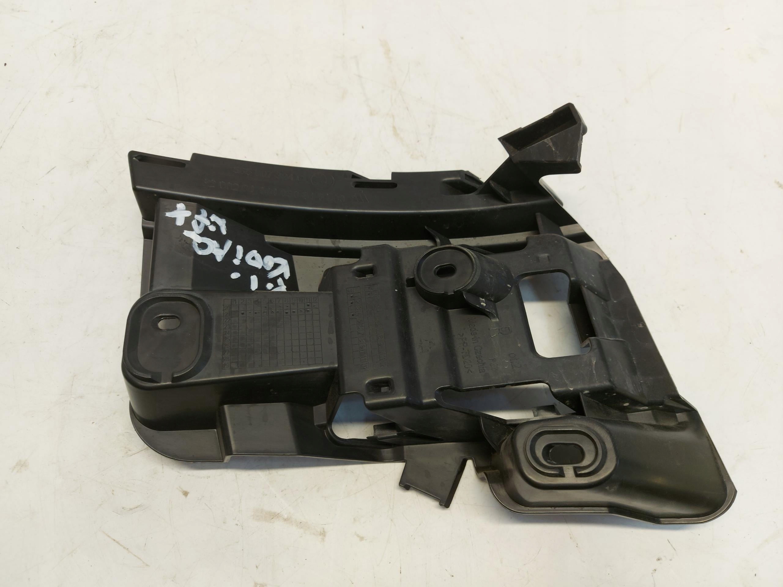 Skoda Kodiaq LIFT bumper bracket right 565807394
