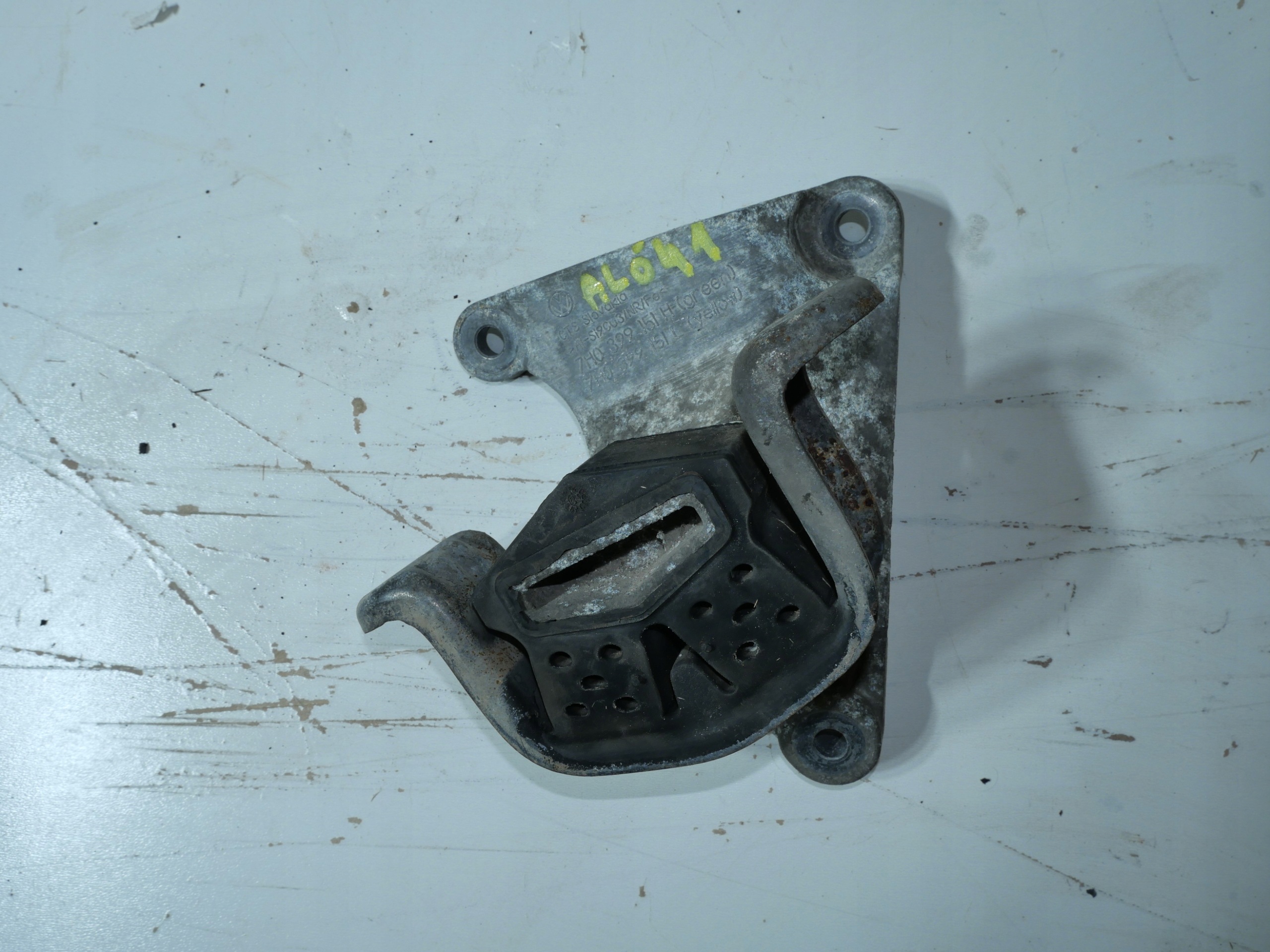 holder gearbox mount VW T5 7H0399151