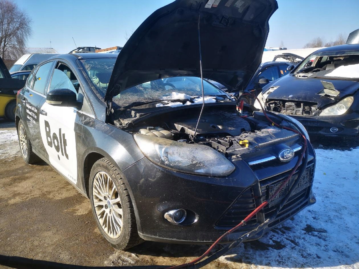 FORD Focus стартер 2011 1.6л