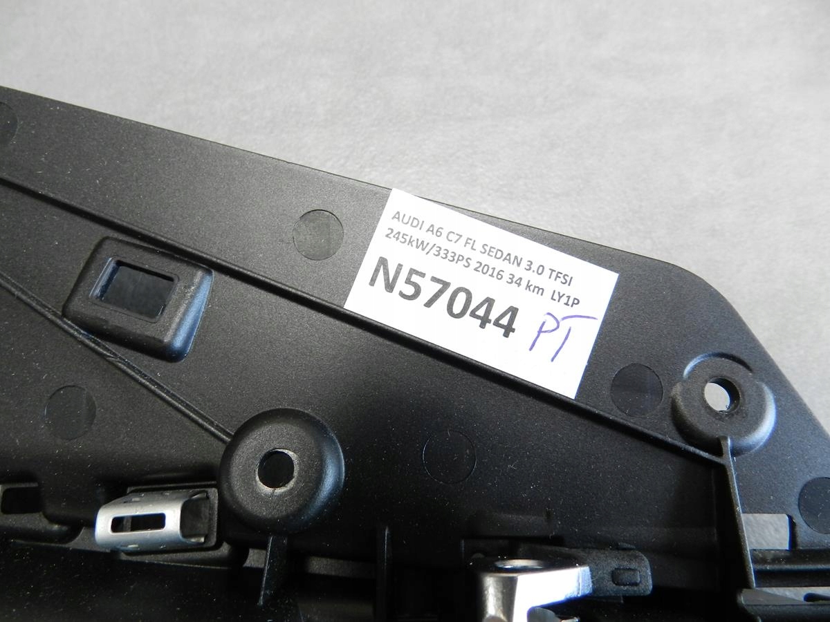 AUDI A6 C7 handle WEW right rear part LED 4G0839020