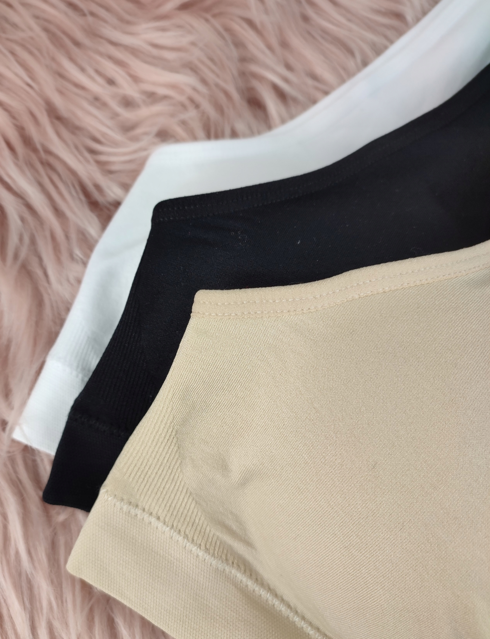 BIUSTONOSZ SPORTOWY TOP DAMSKI STANIK FITNESS BEZ FISZBIN PUSH-UP 2XL Waga produktu z opakowaniem jednostkowym 0.2 kg