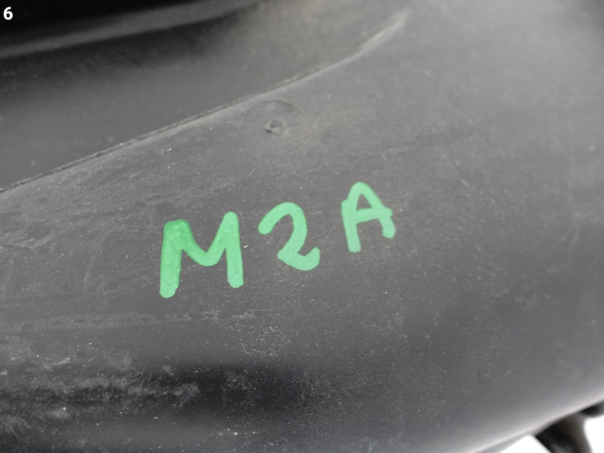 RENAULT ZOE 12-24 LIFT mudguard left rear part