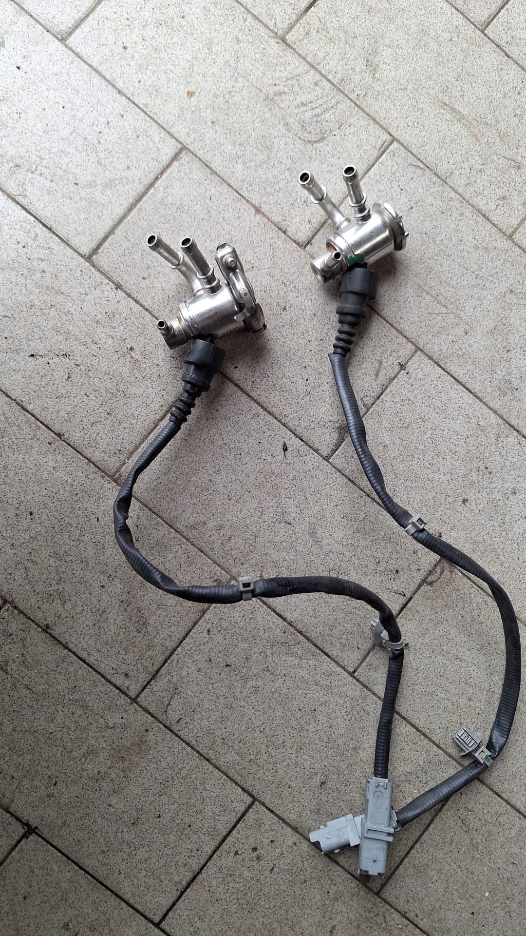 nozzle injector ADBLUE RENAULT 208994525R