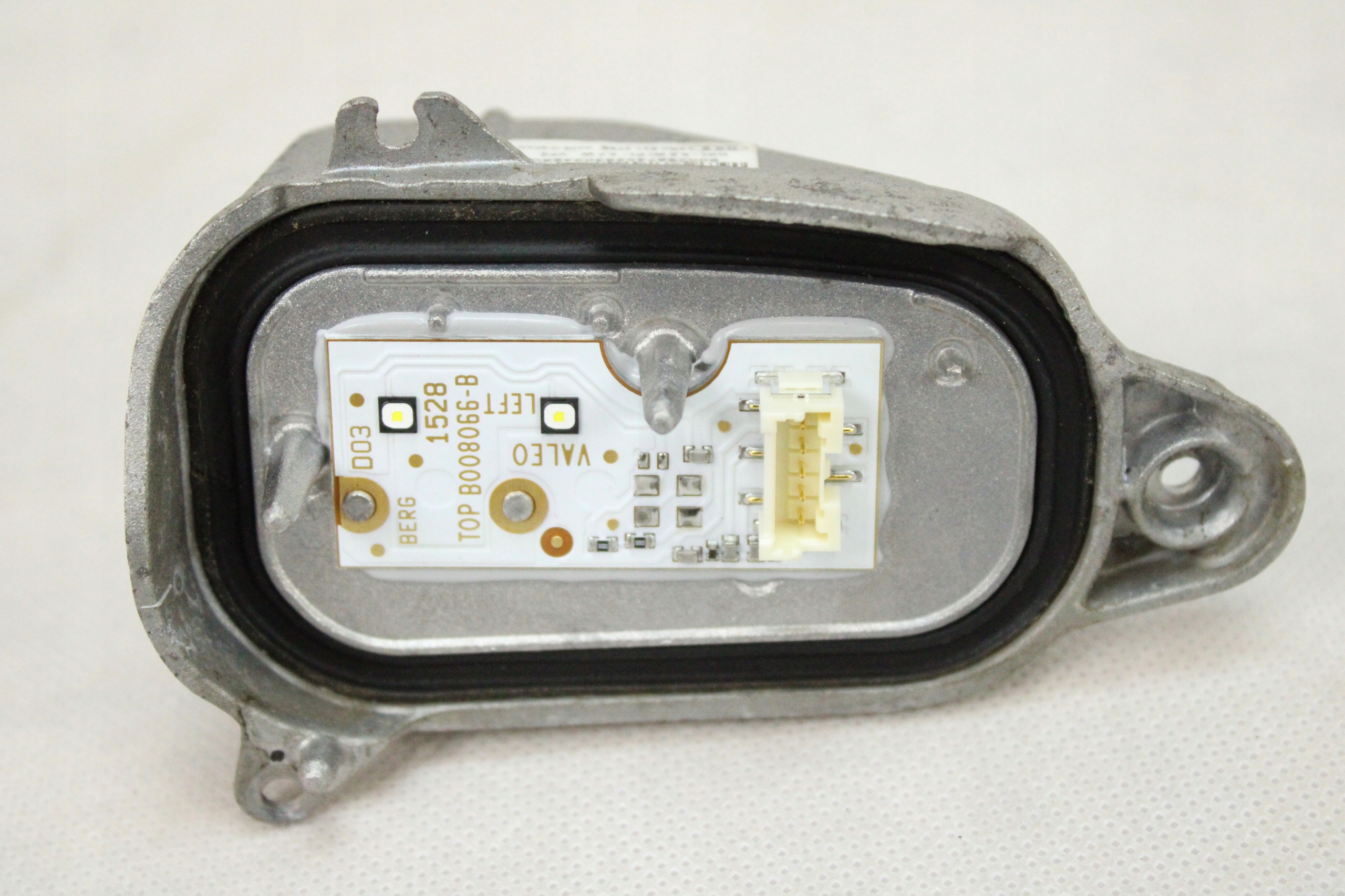 ORG STEROWNIK MODUŁ JEŻ LAMPY LED LEWY PRZÓD AUDI Q5 8R 8R0941475B 10km Typ samochodu Samochody osobowe