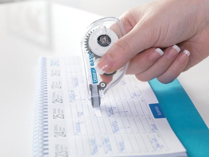 Korektor w taśmie TESA Basic 8mx5mm 58563-00000-00 TS