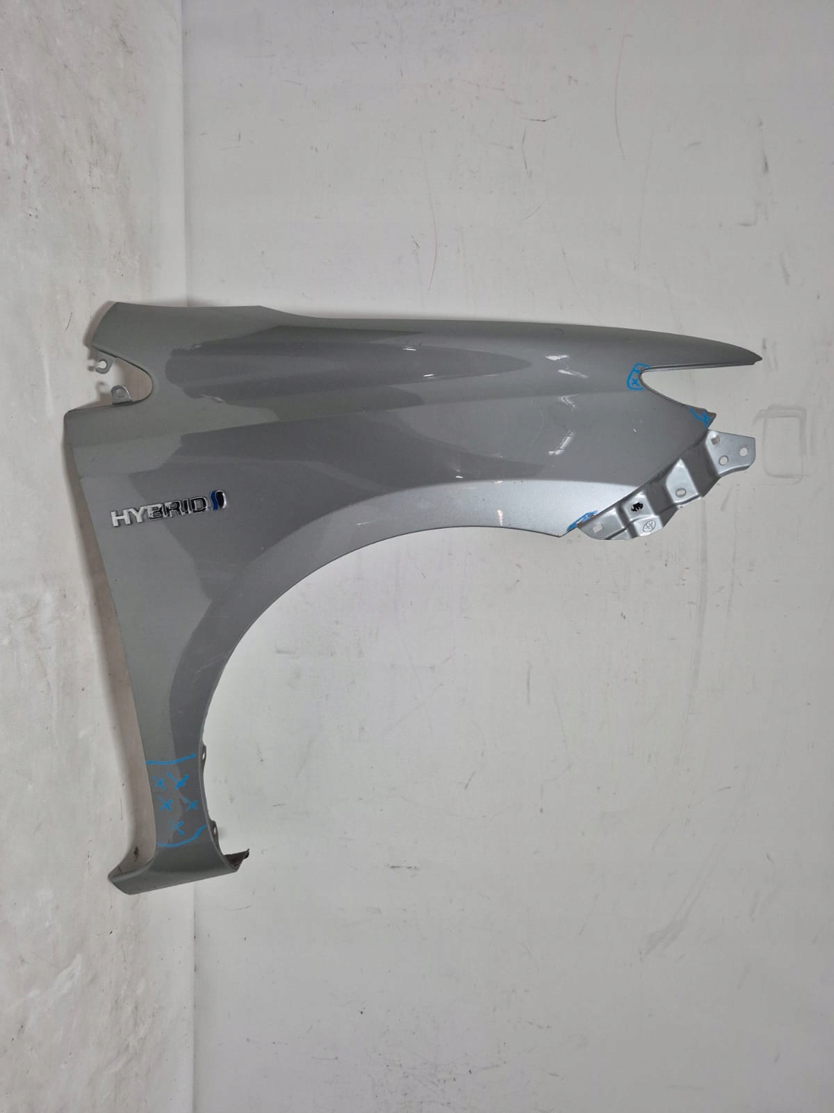 TOYOTA AURIS II 2 12-18 fender front front right