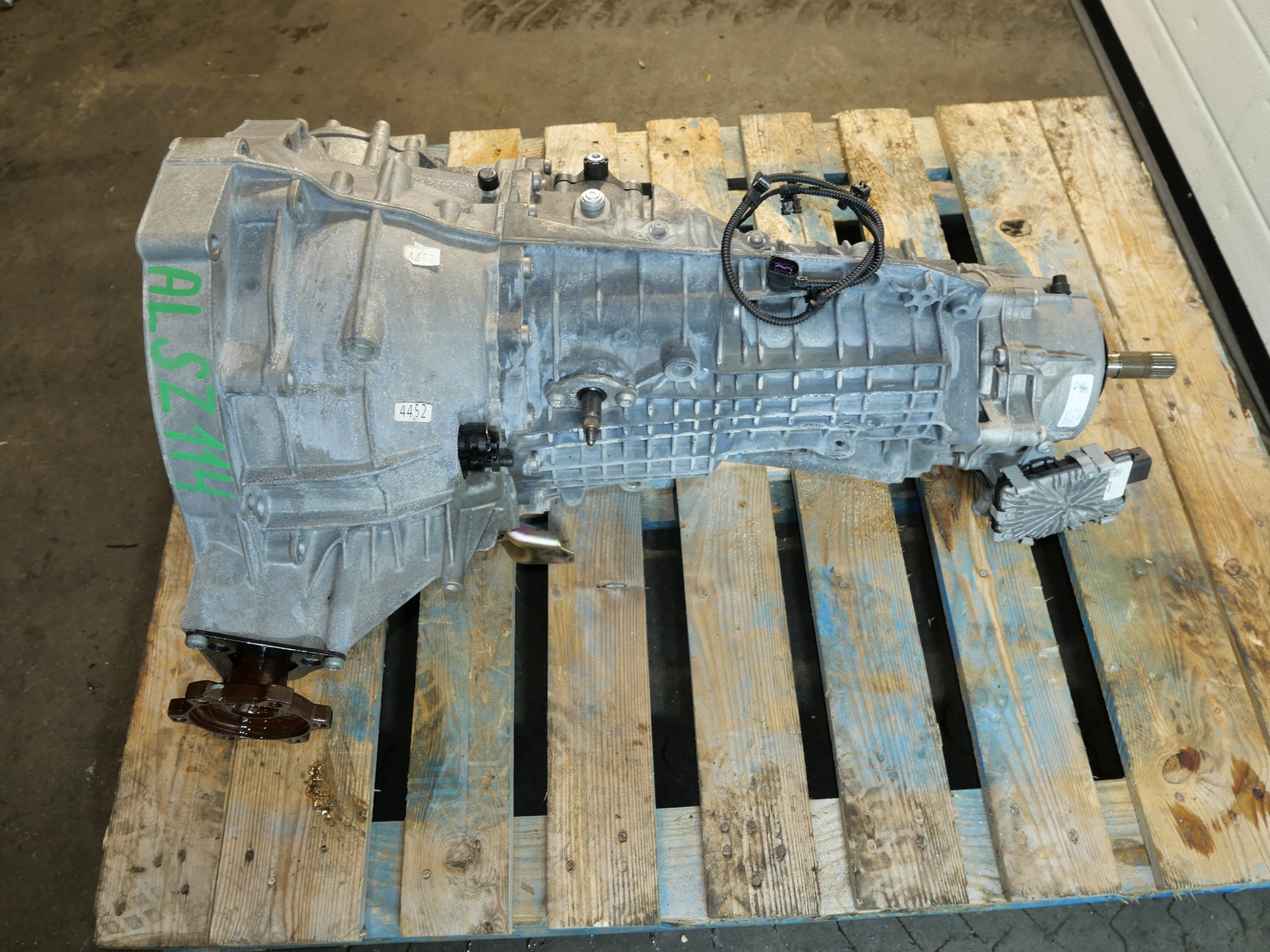 Getriebe AUTOMATYCZNA AUDI Q5 RJN