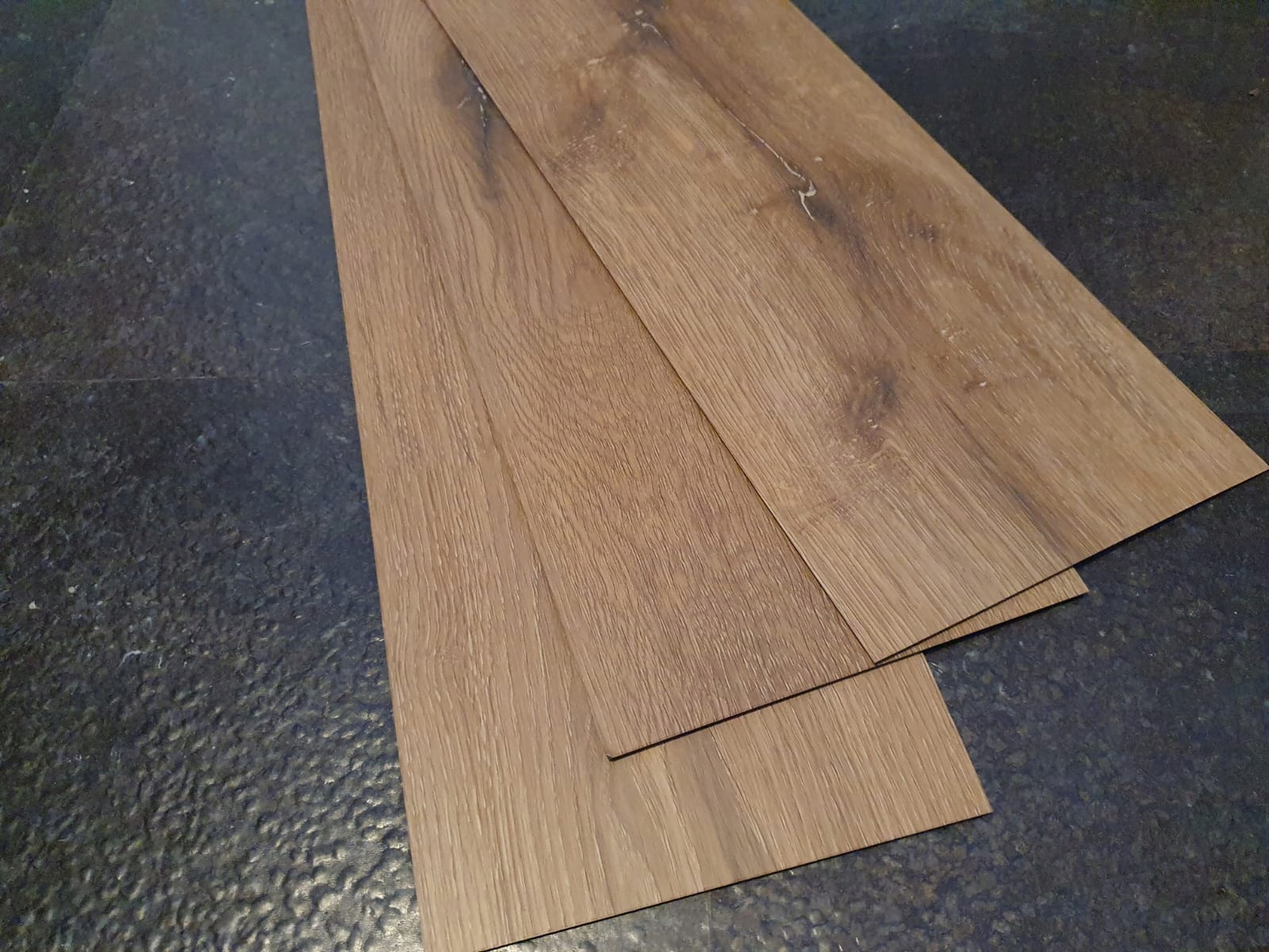 Panele winylowe LVT - Oak Rustic 4,04m2 Szerokość produktu 18.4 cm