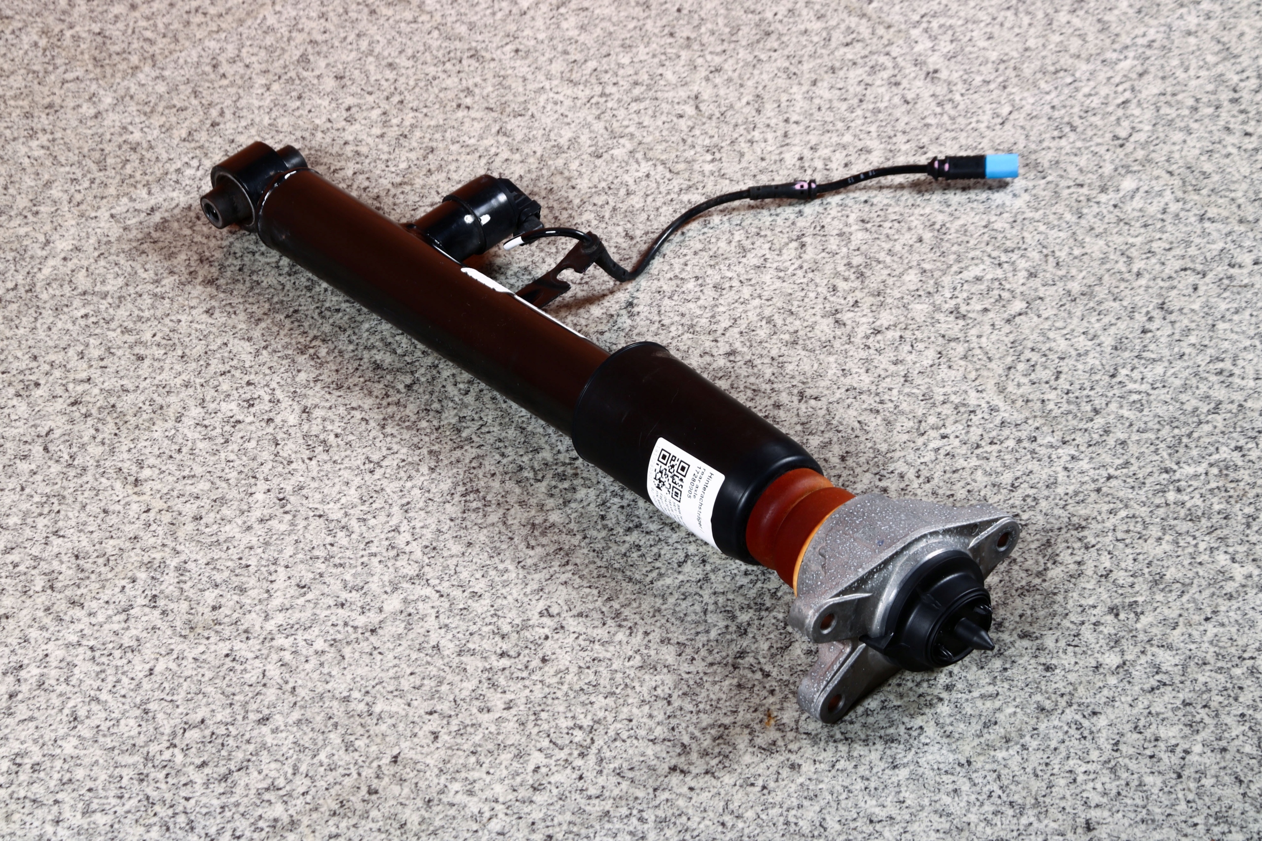 BMW G20 shock absorber right left rear part rear VDC 6895057 9 km !!!