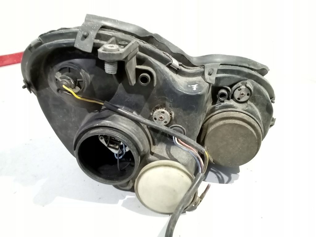 Mercedes C W203 Licht links vorne ring ringi
