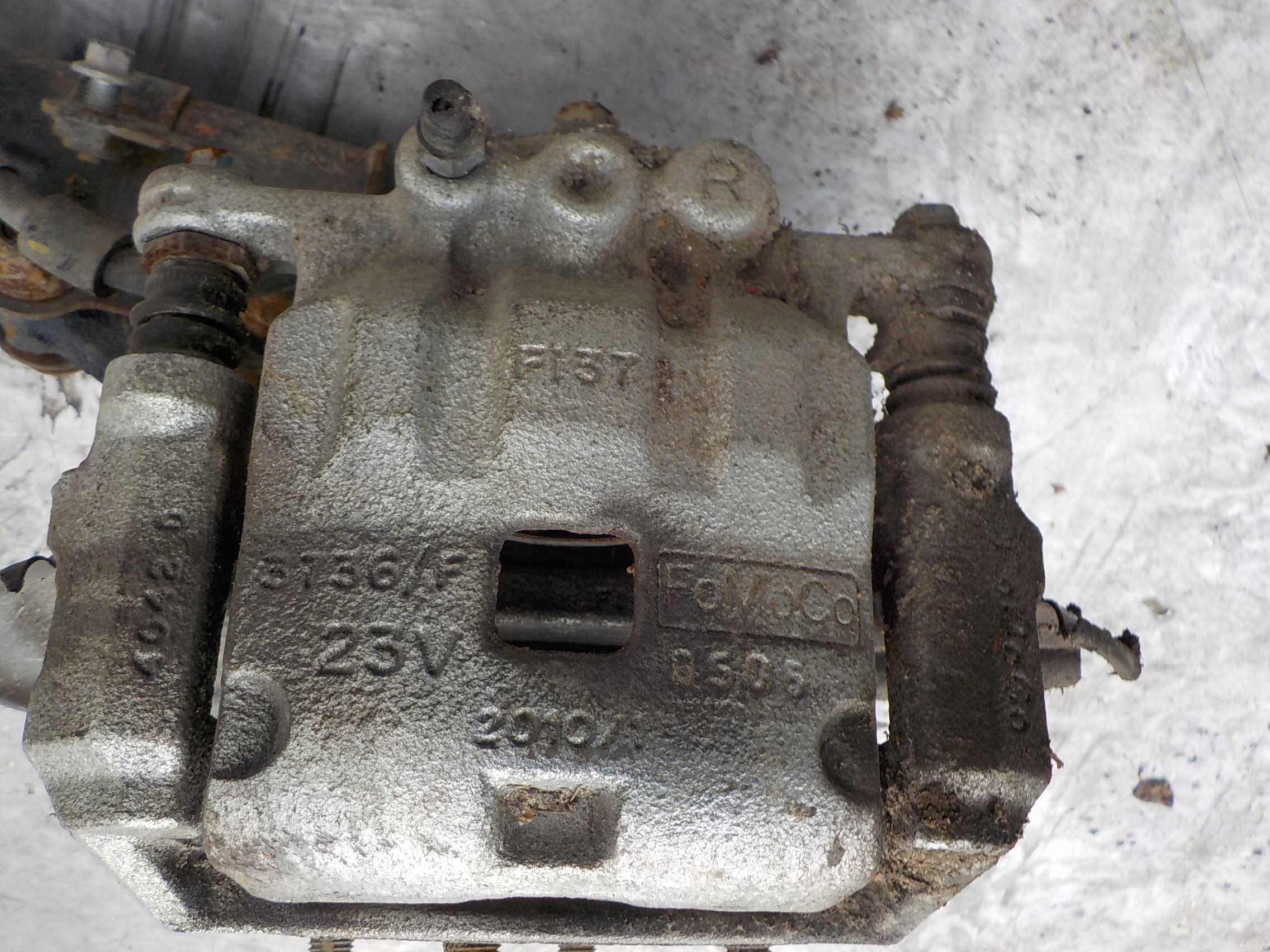 81 FORD FIESTA MK7 McPherson right front