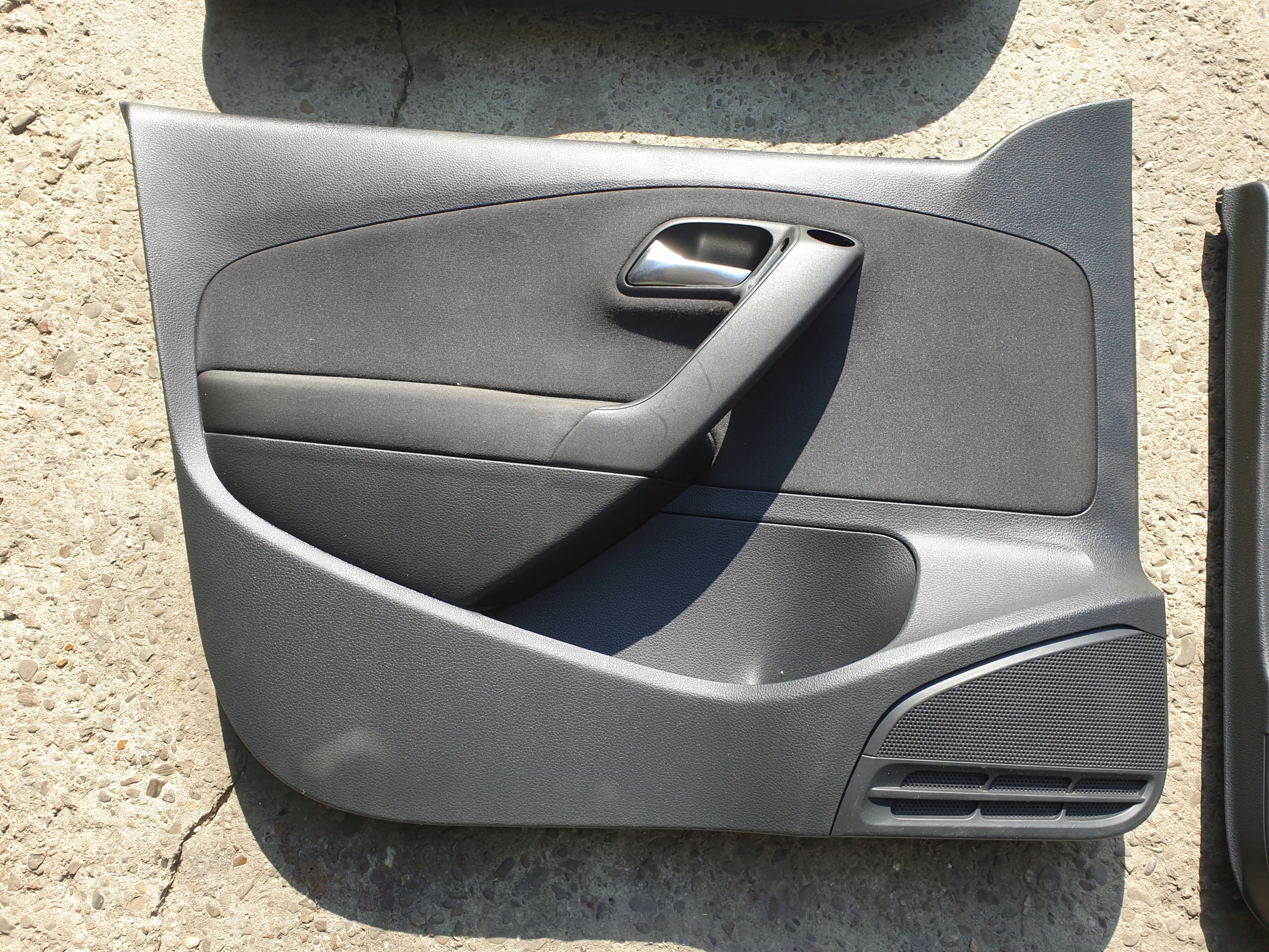 side upholstery for door VW POLO 5 V 6R 2009- 5D