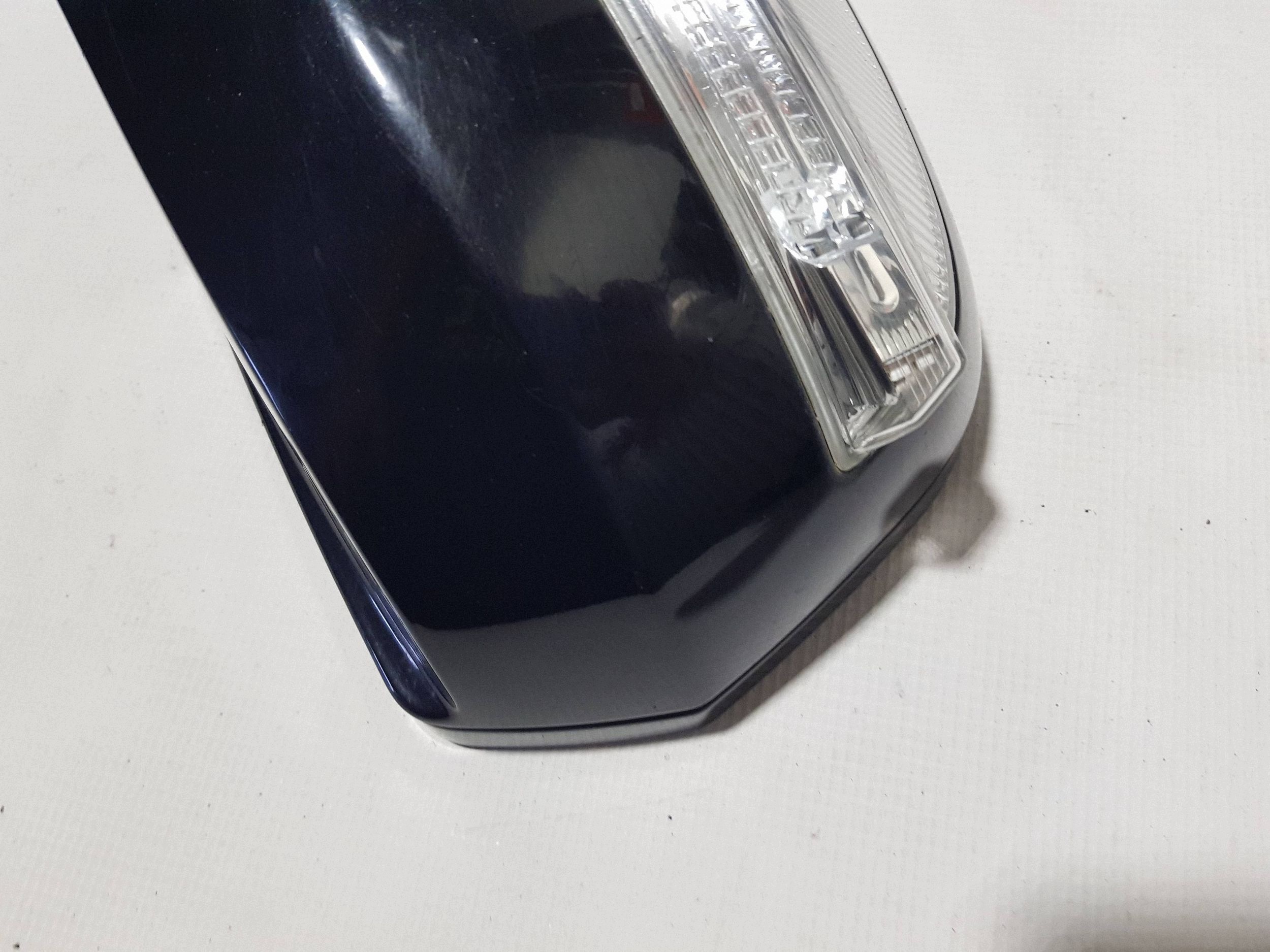 mirror left MERCEDES ML W164 LIFT 11 PIN C197 197
