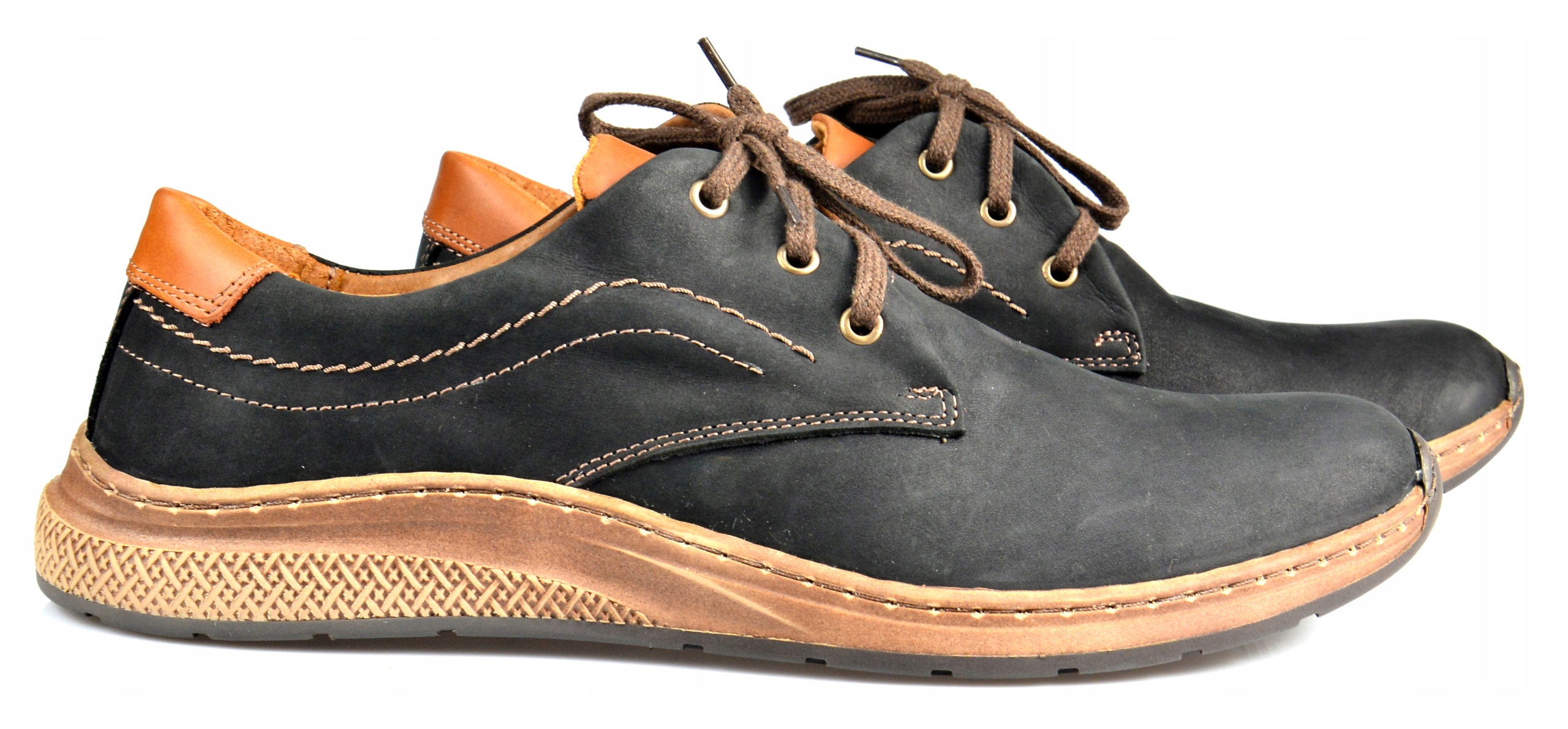 330 POLSKIE buty SKÓRA modne wygodne 42 Nosek okrągły