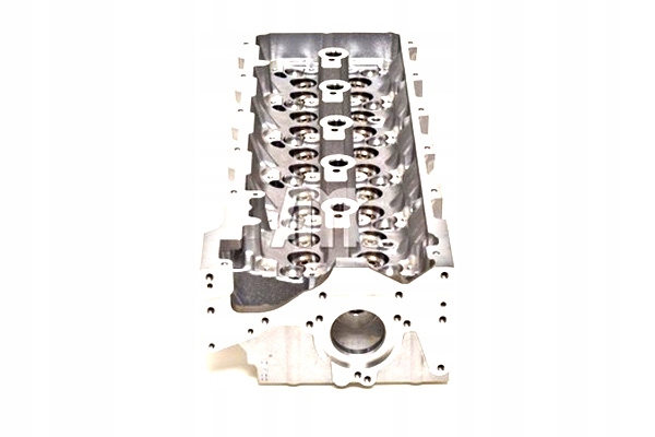 GŁOWICA CYLINDRÓW MERCEDES C T-MODEL S203 C W203 CLK C209 E T-MODEL EAN (GTIN) 8432817085758