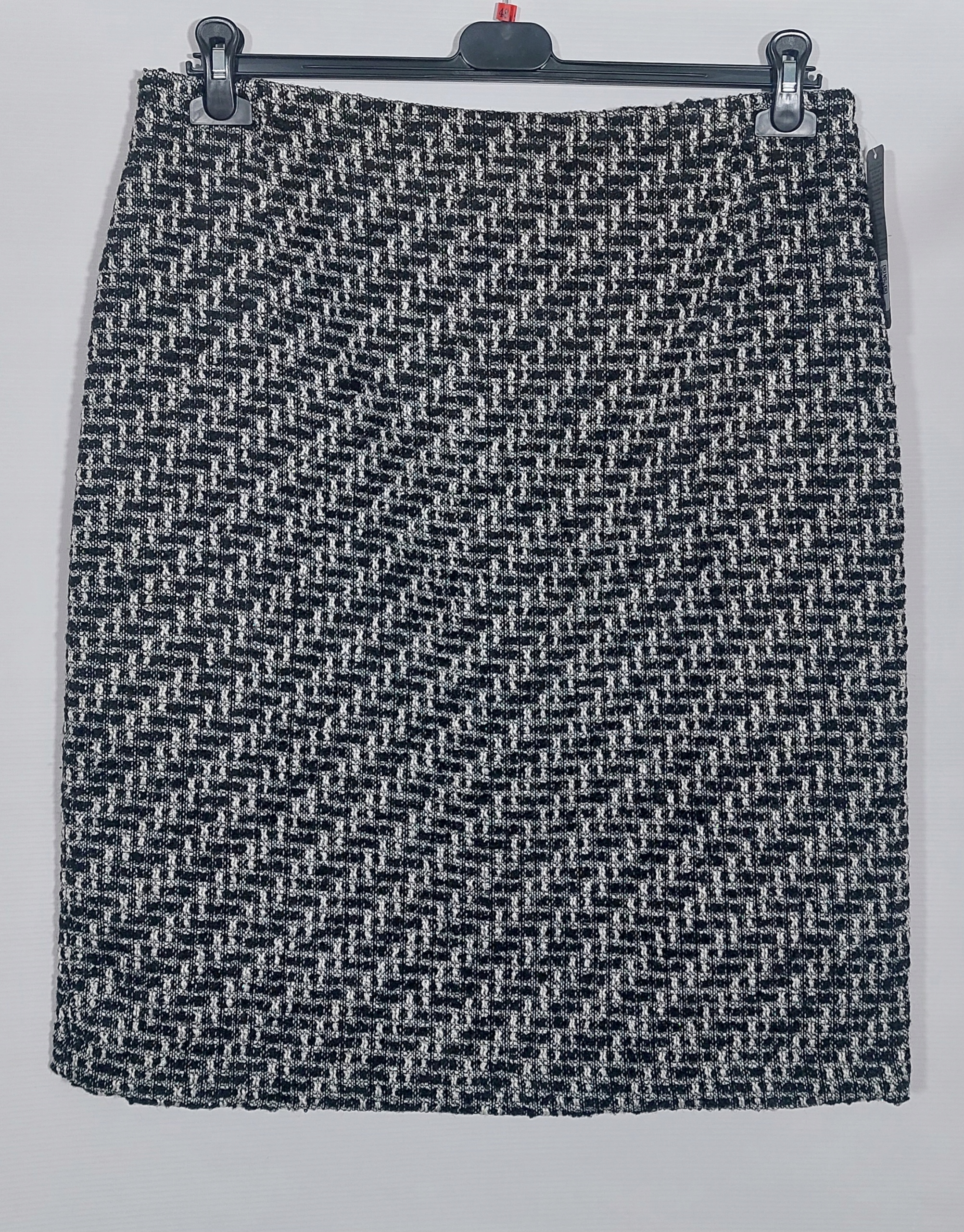 Elite Spódnica elegancka ze srebrną nitką r 44/46