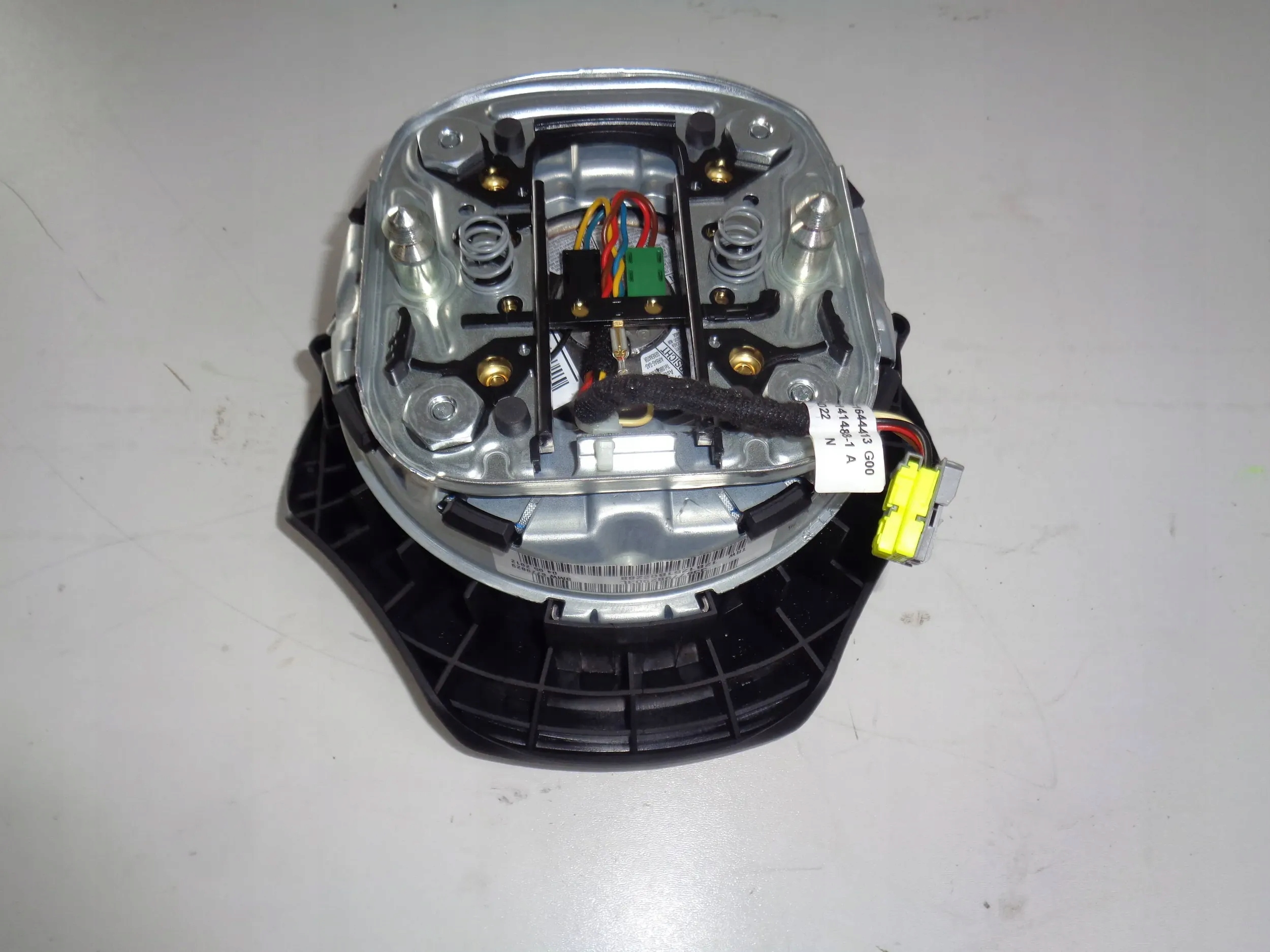 BMW 3 E90 E91 E84 airbag airbag driver´s 6779829