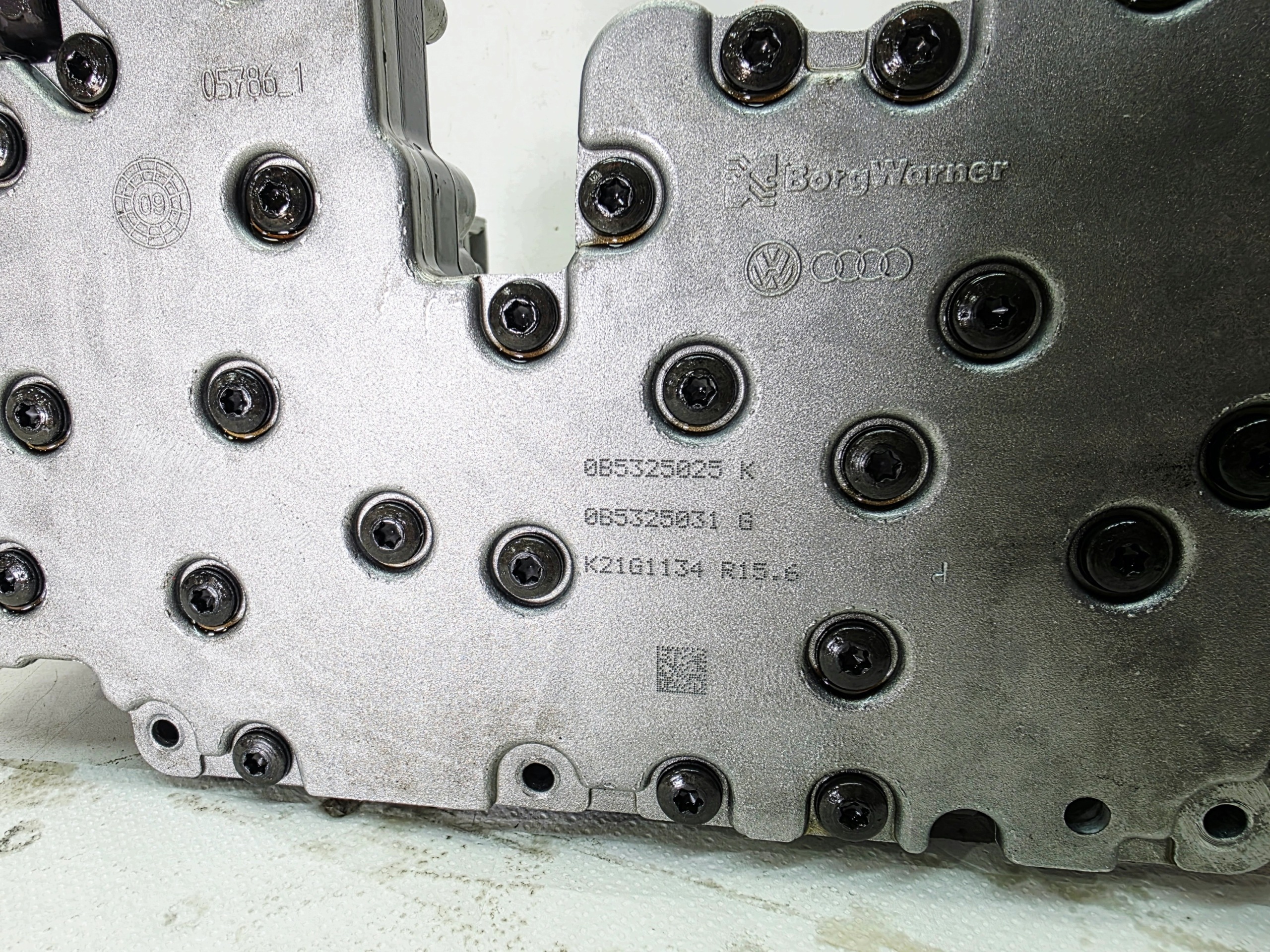 MECHATRONIKA control unit hydraulic AUDI Q5 8R 0B5323025K 0B5325031G