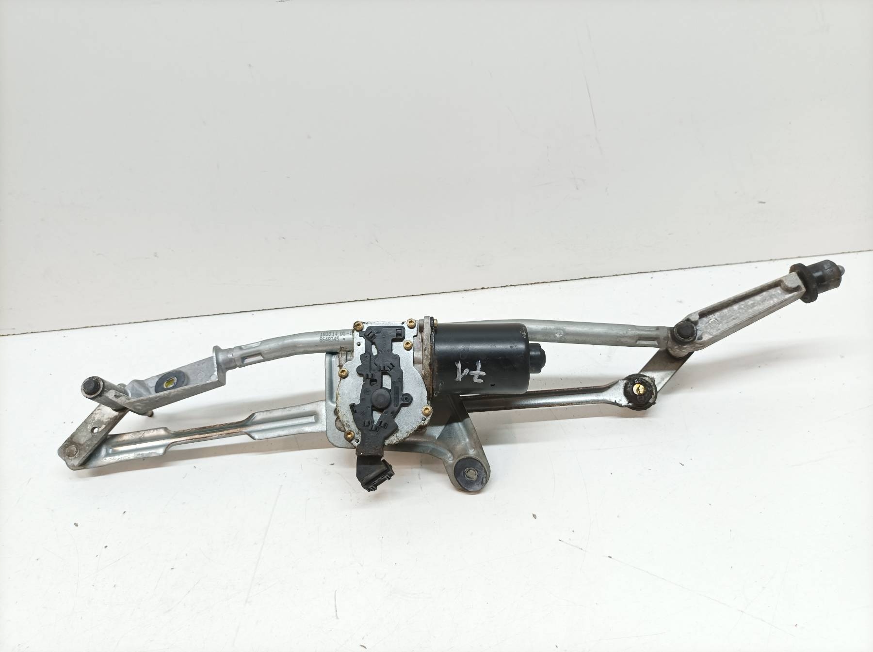 wiper mechanism front 09151848 Volvo S60 and (2000-2009)
