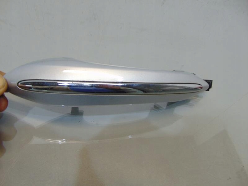 KLAMKA ZEWNETRZNA PRAWY PRZOD BMW 5 F10