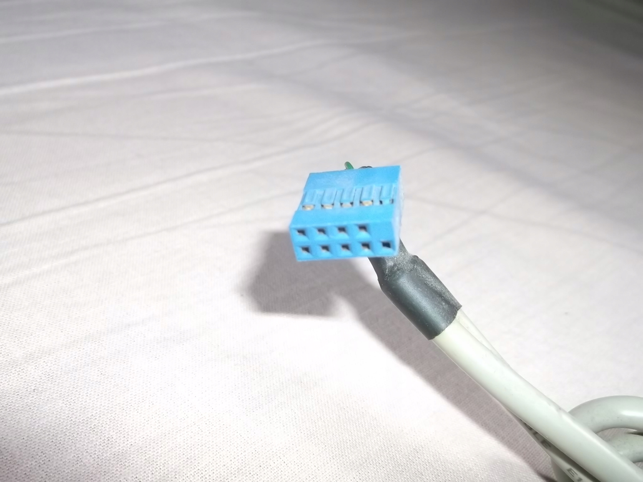 Gniazdo śledź do obudowy 2 x USB i inne - taśma Kod producenta CCUSBRECEPTACLE