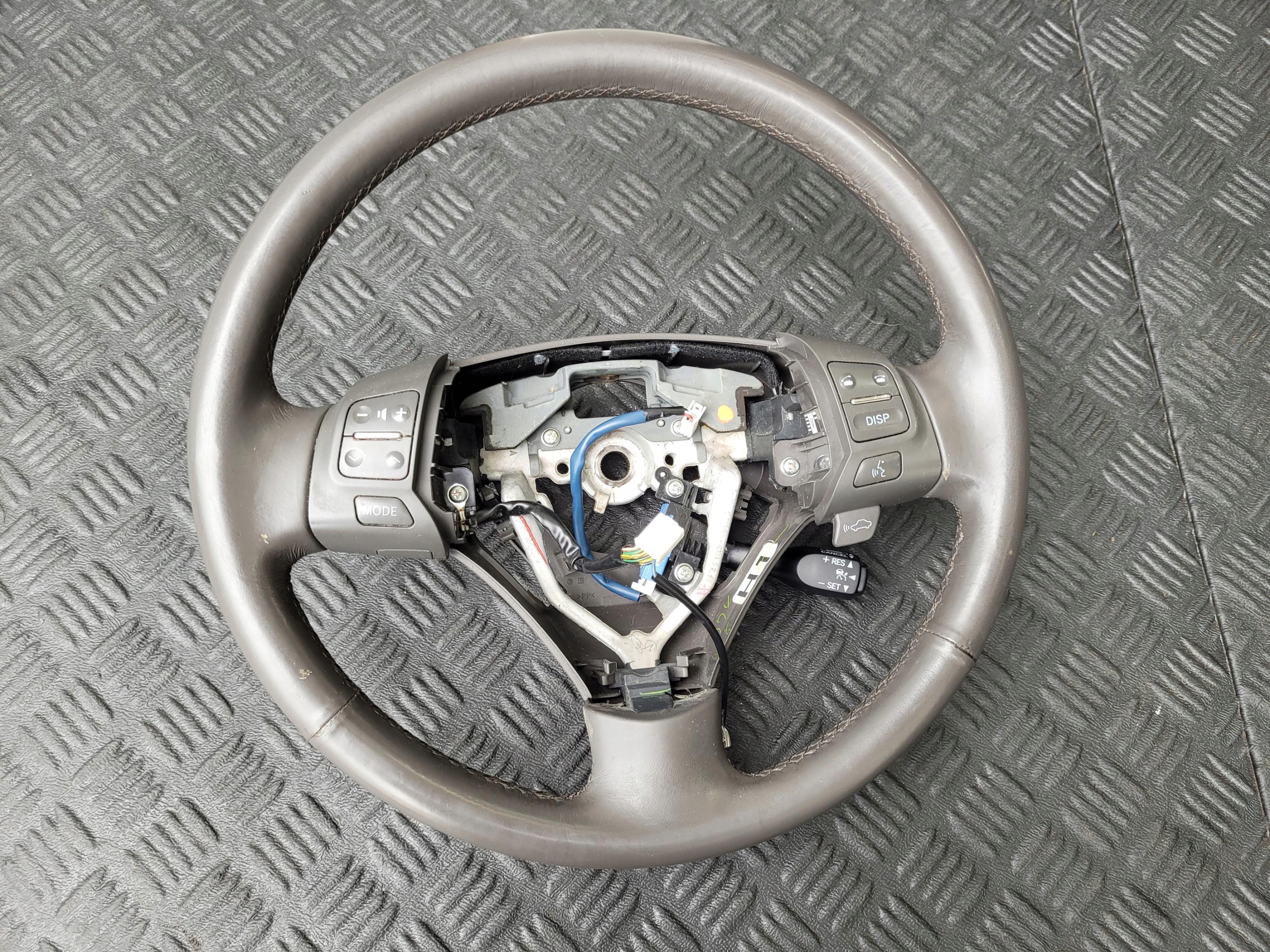 lenkrad MULTIFUNKCJA LEXUS GS III 450H 300