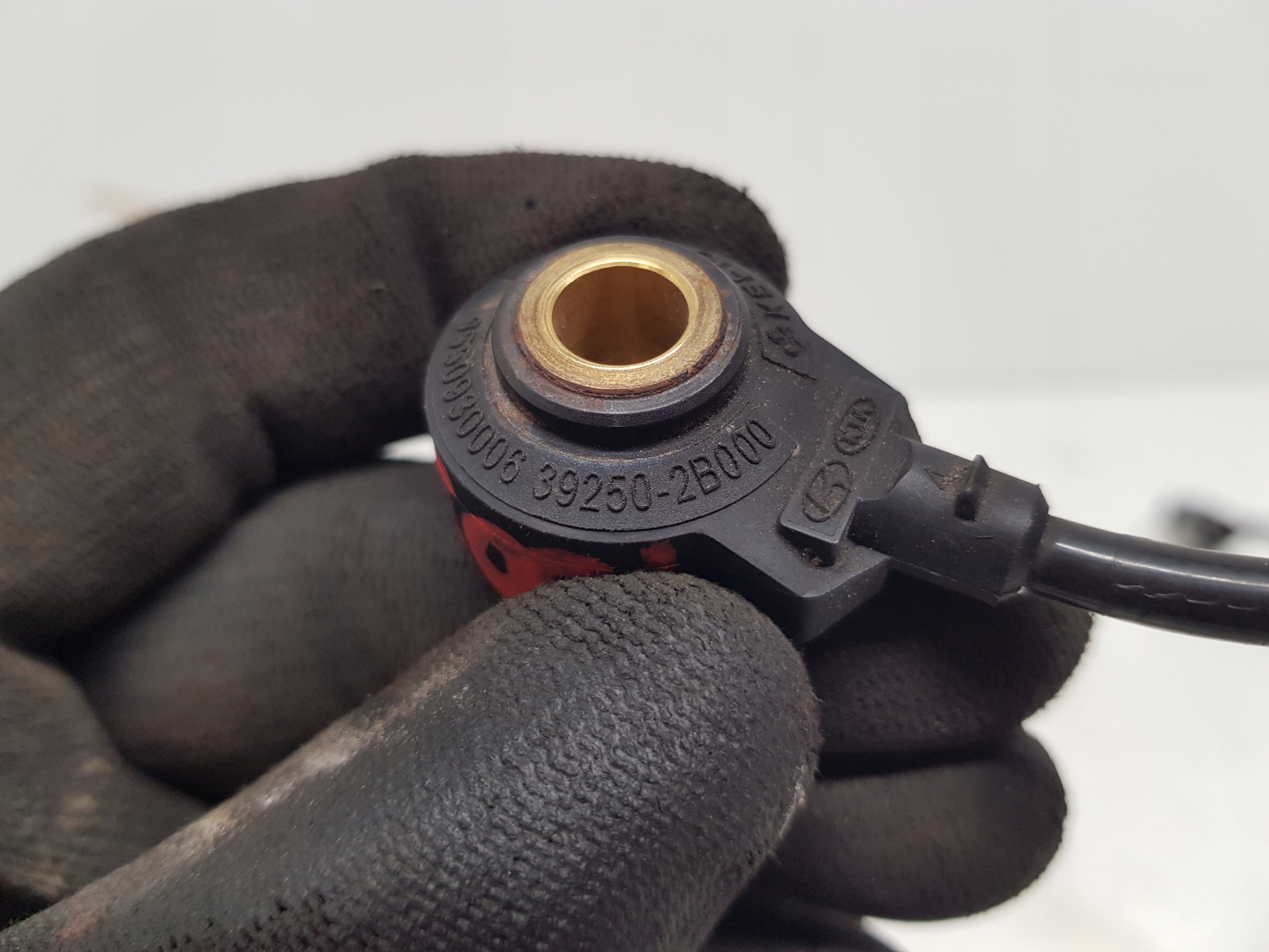 KIA CEED I30 Sensor STUKOWY 1,4 1,6 39250-2B000