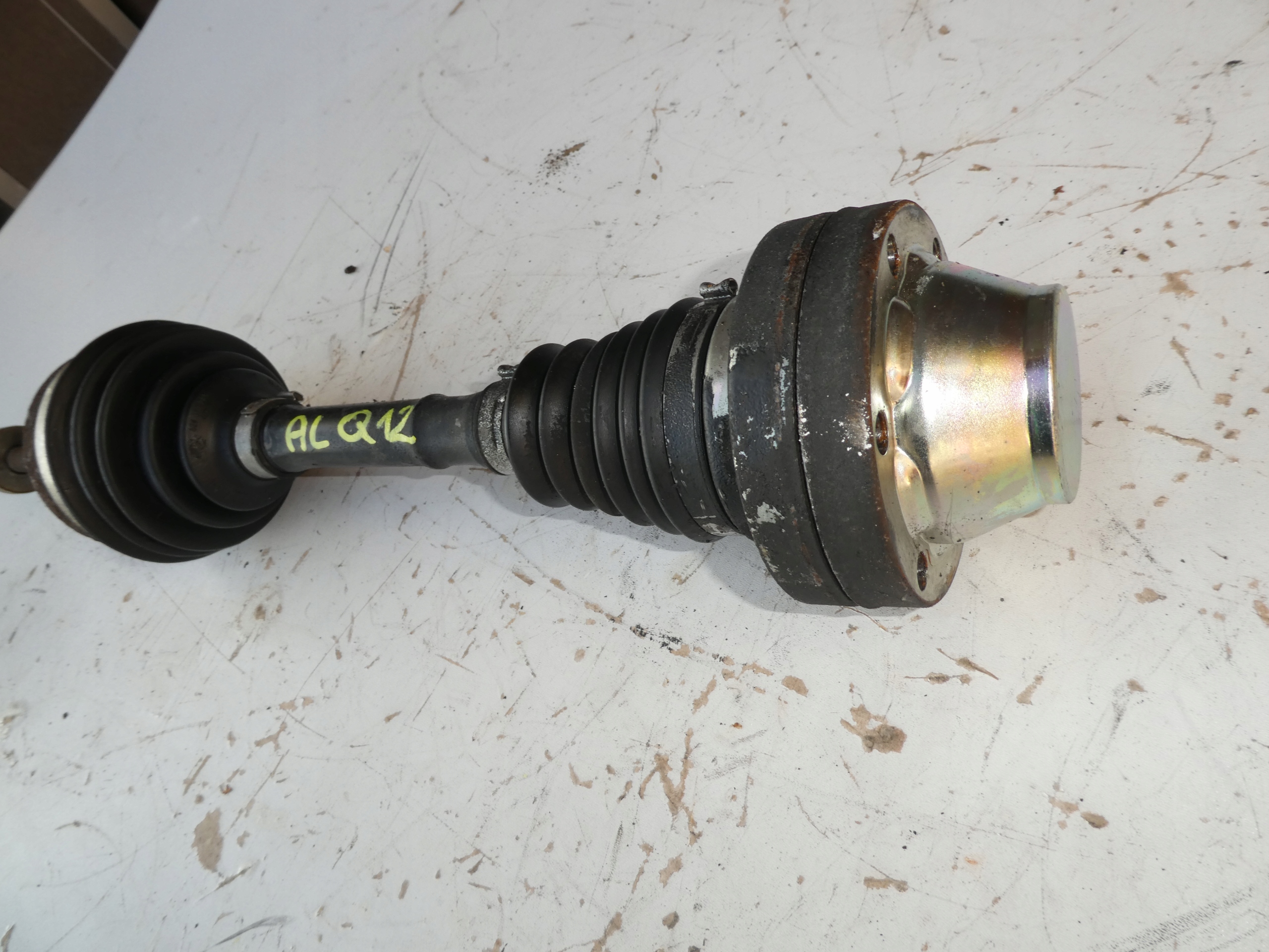VW AMAROK 2.0 TDI semi-axis front front 2H0407271D