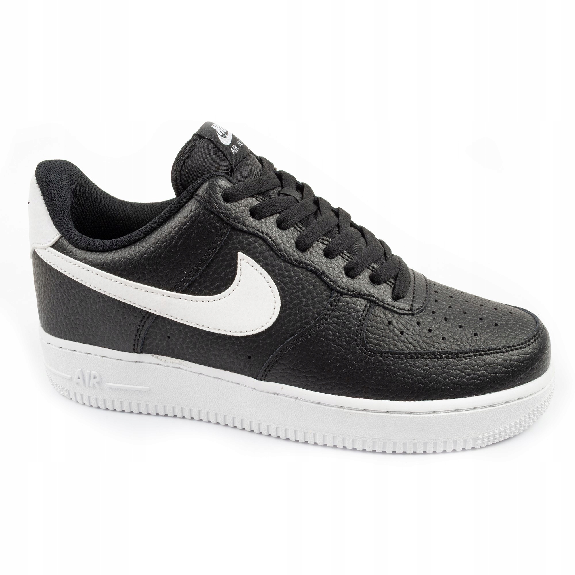 Pánské sportovní boty Nike Air Force 1'07 vel.40,5 černé kožené tenisky