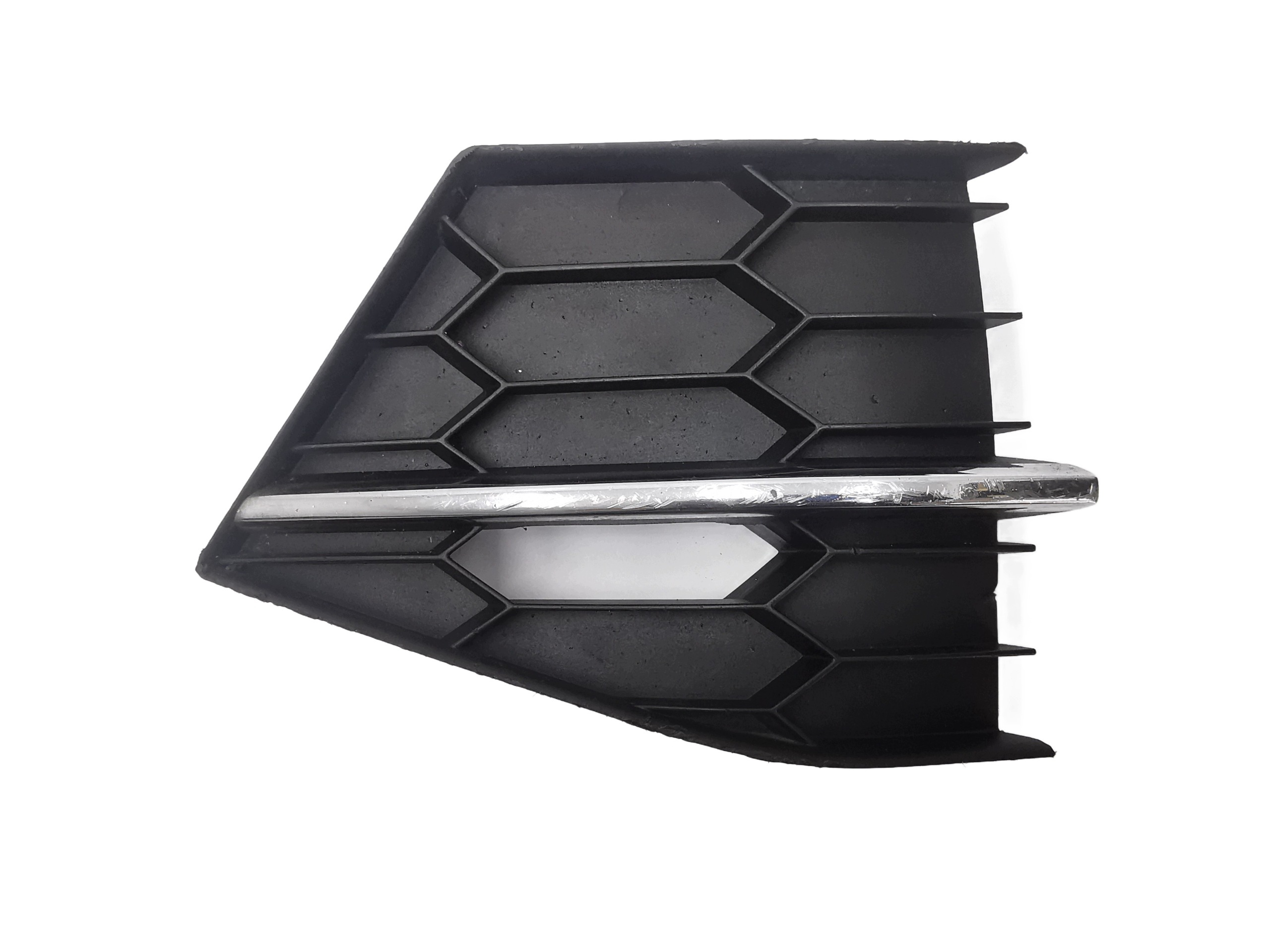 grid of a bumper right front SKODA SUPERB 3 III / 3V0853666