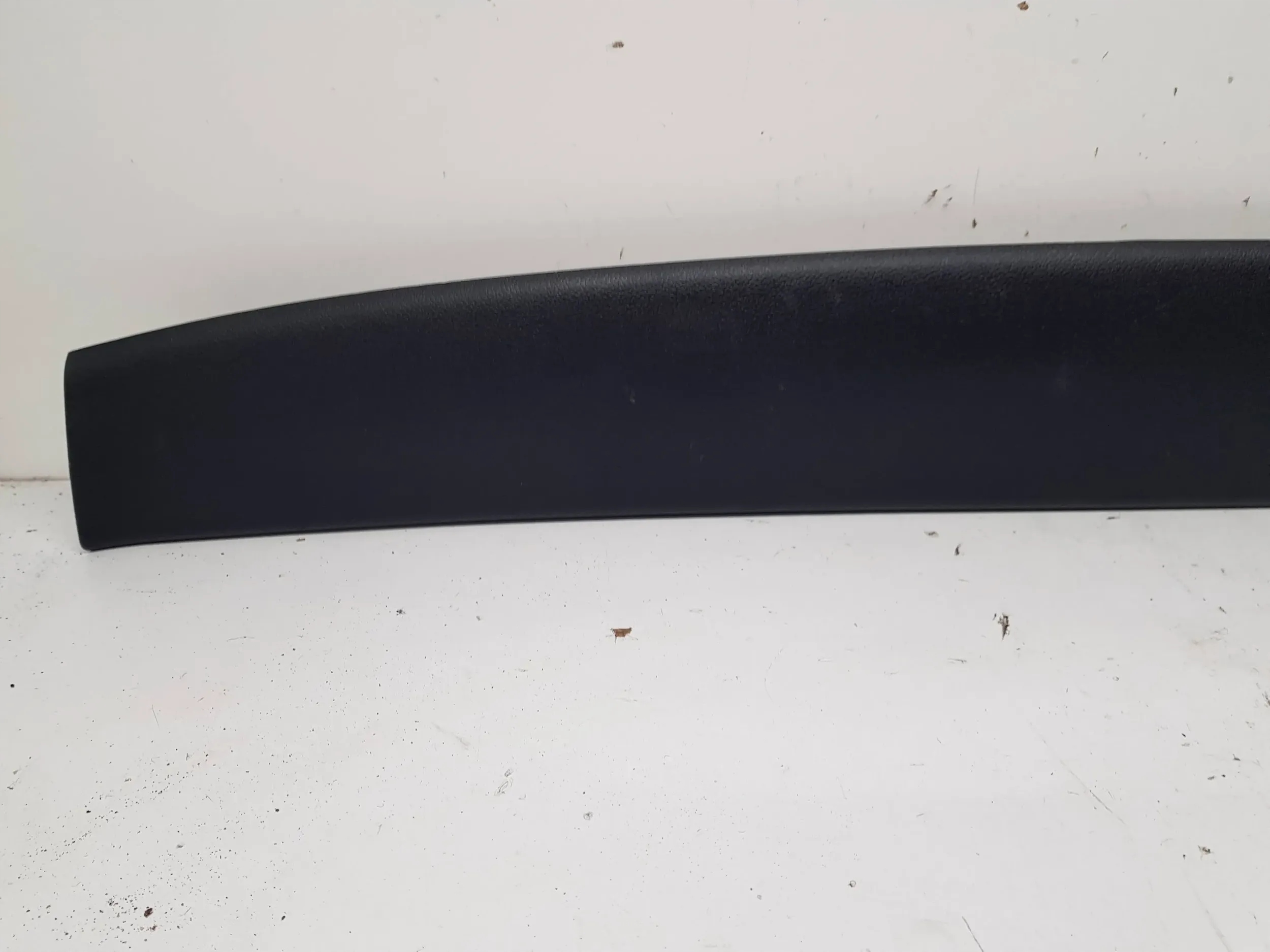 KIA CEED II 12-15 HB cover moulding bonnet boot 81761-A2000