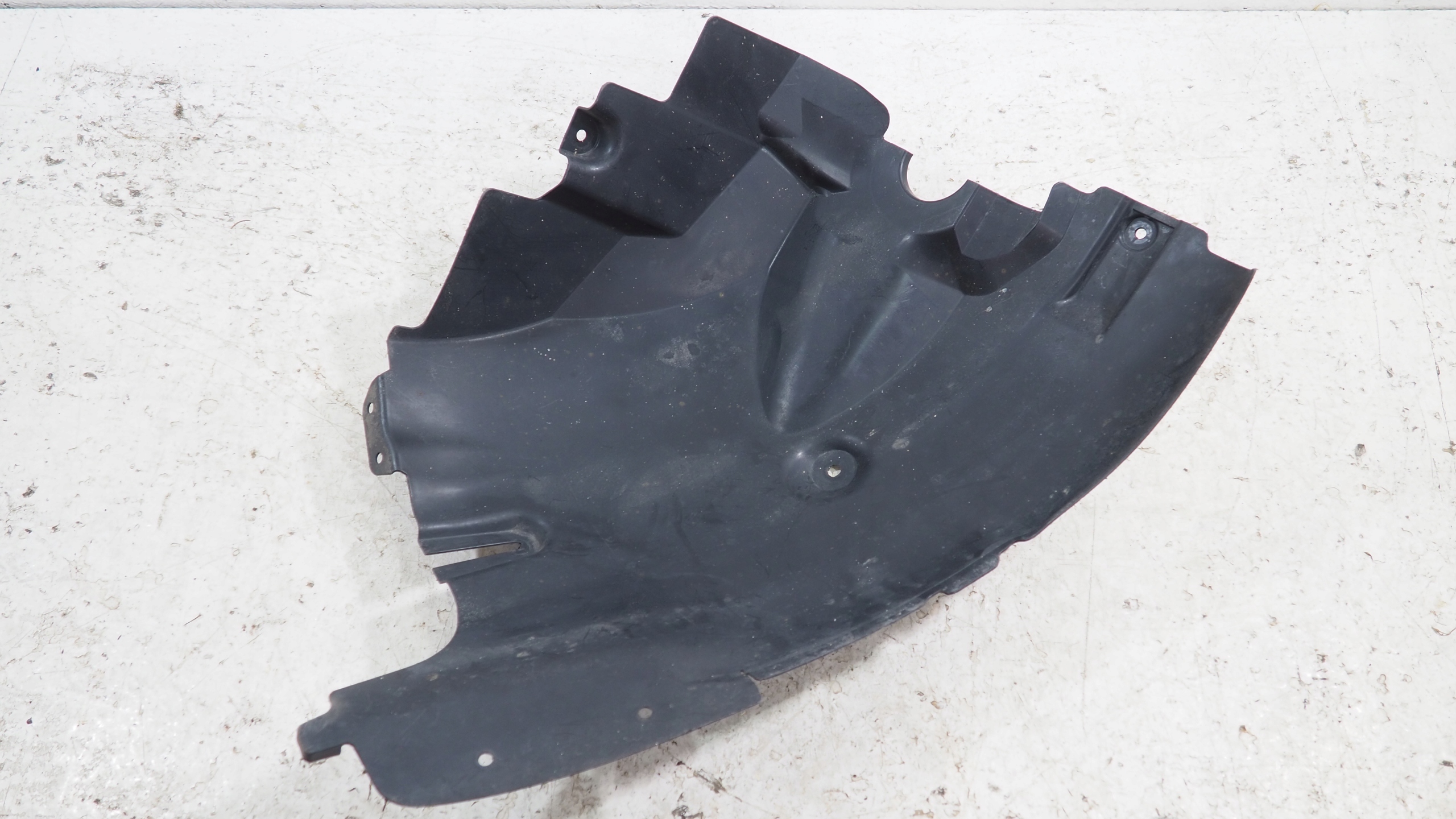 Mercedes Sprinter W906 mudguard left front A9066841277