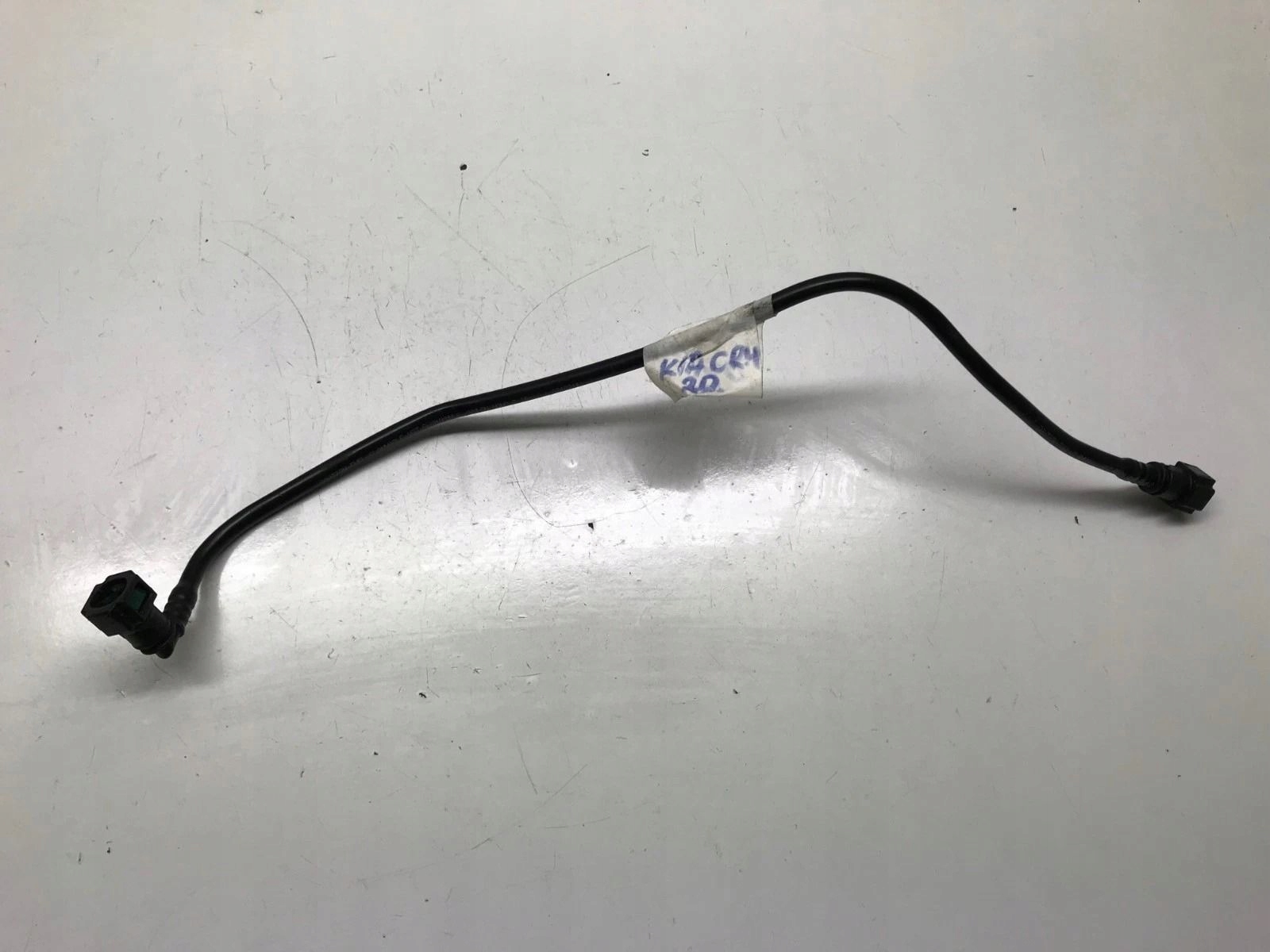 KIA Carens I 2004 Przewód paliwowy