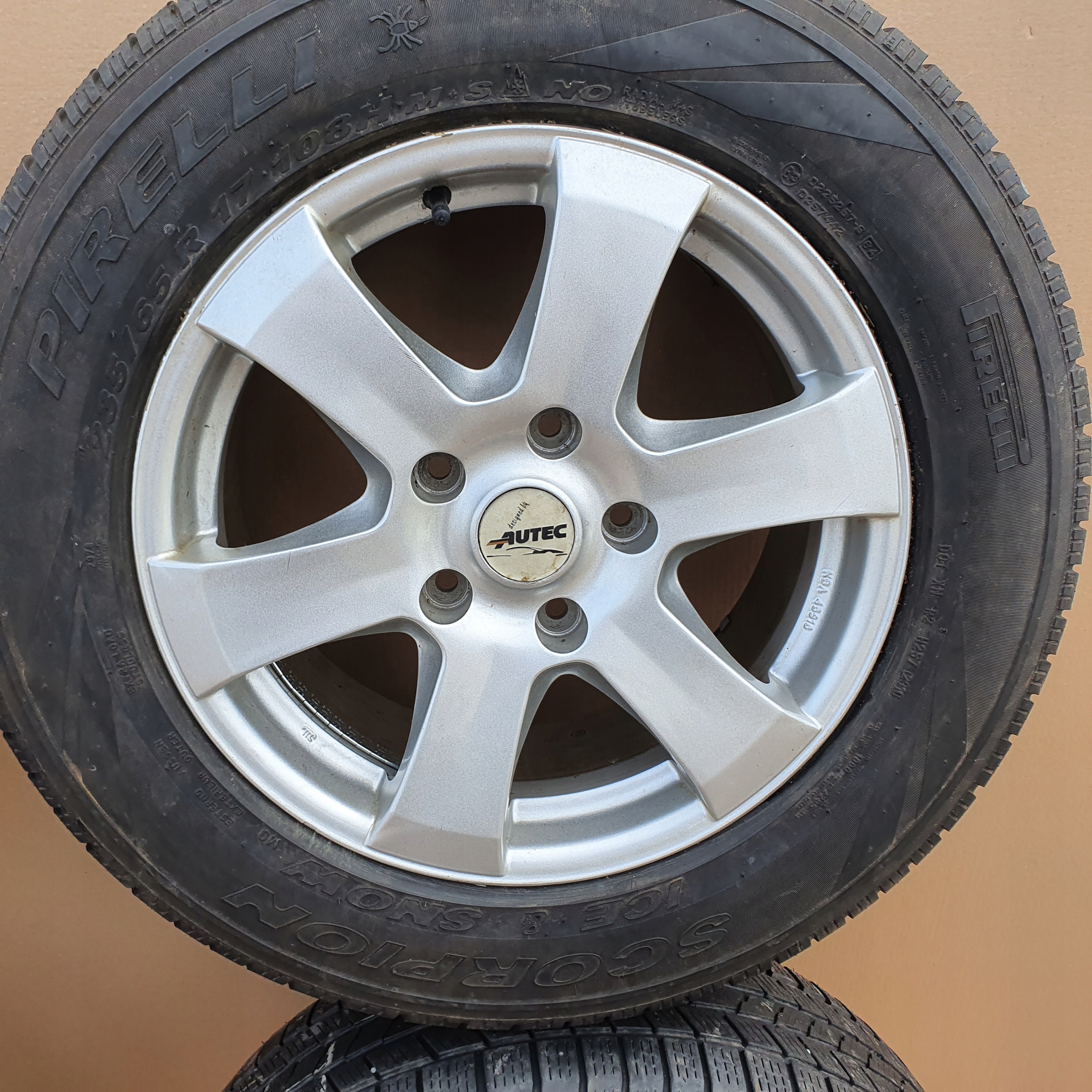 ALUFELGI KOŁA AUTEC 17 5X130 8J ET53 KOMPLET OPONY Rozstaw śrub 5x130