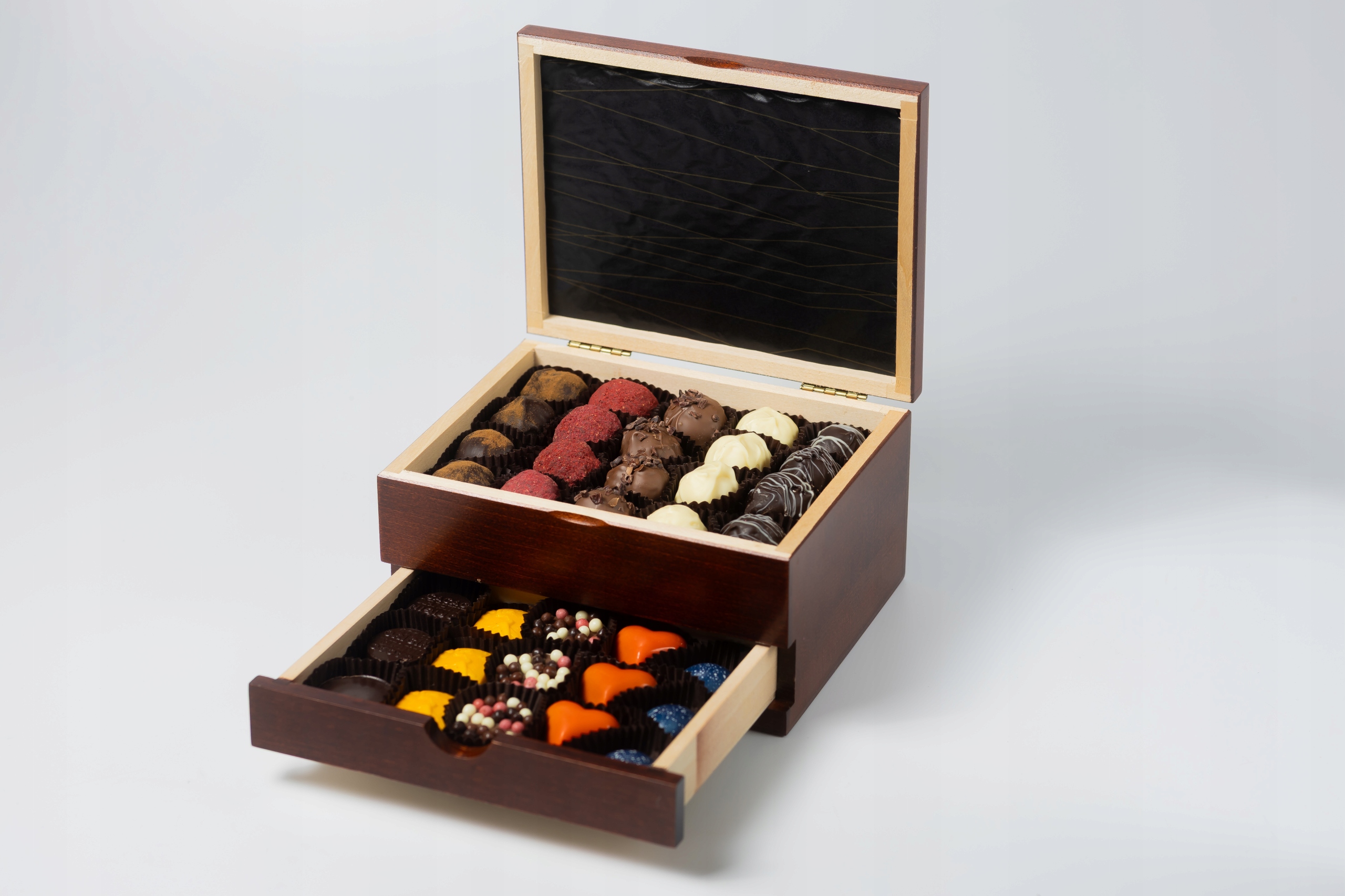 Levně Krabička pralinek 30 ks se dvěma přihrádkami na Den babičky a dědečka