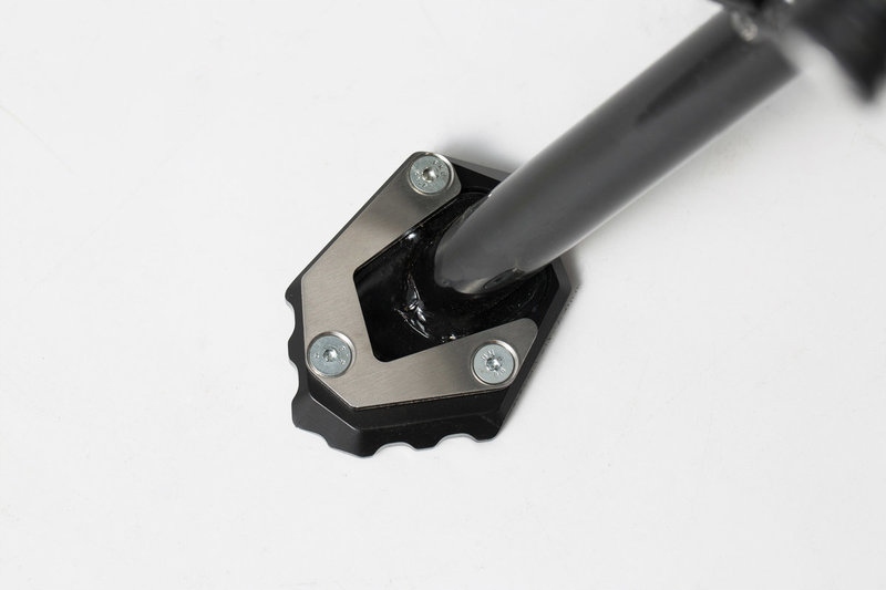 Kryt Bočnej Nožičky Sw-motech Pre Honda Models Black/silver