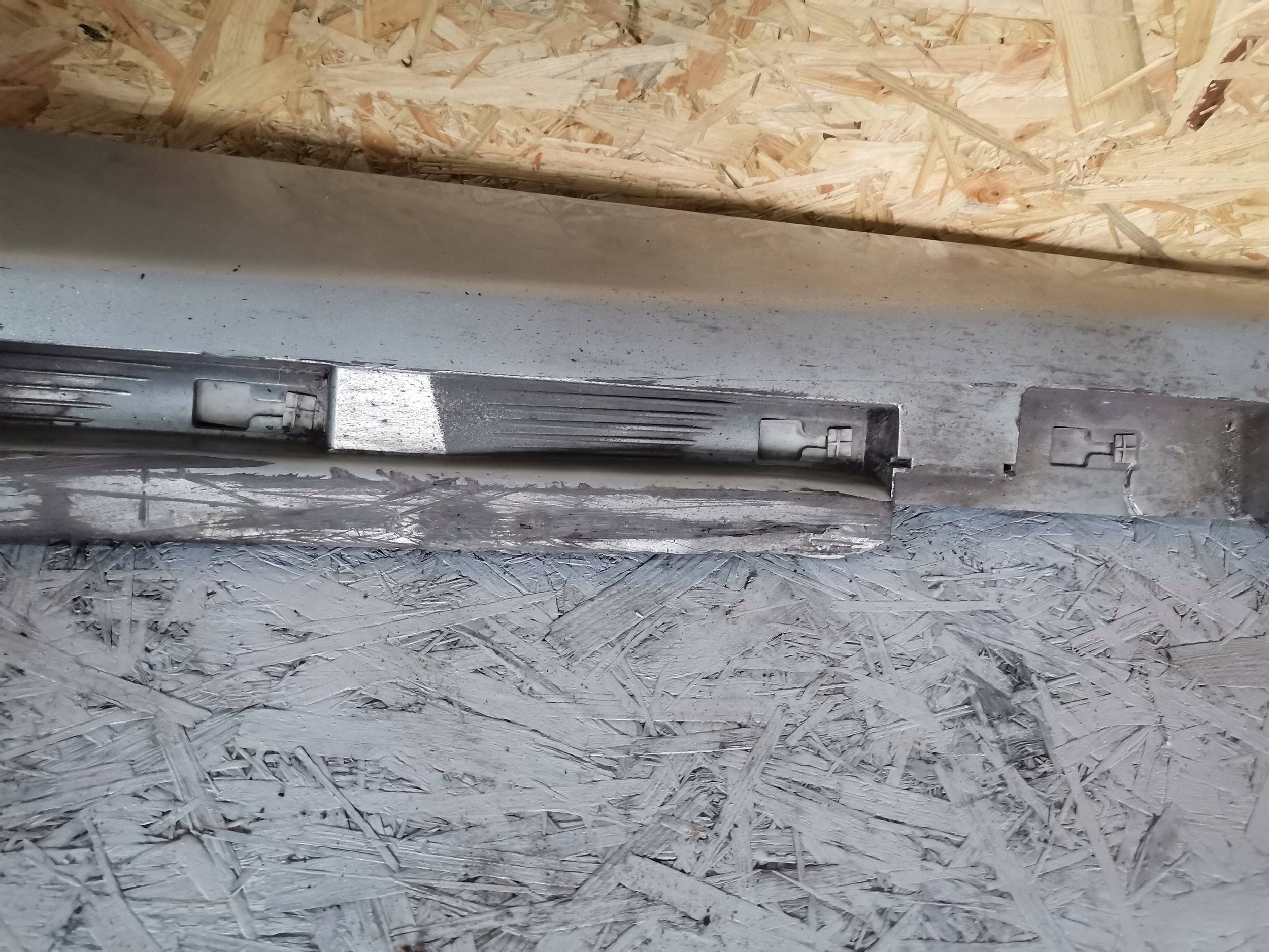 cap threshold Volvo V40 right 31395043