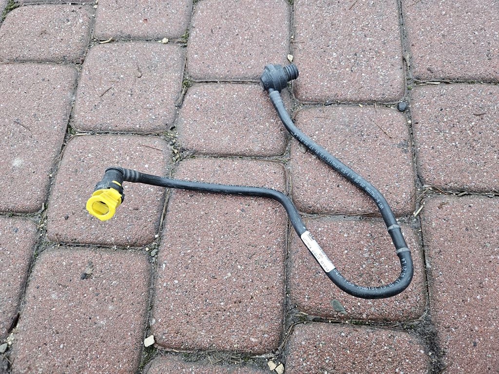 prijenos serva cijev crijevo vakum Opel ADAM 13397594