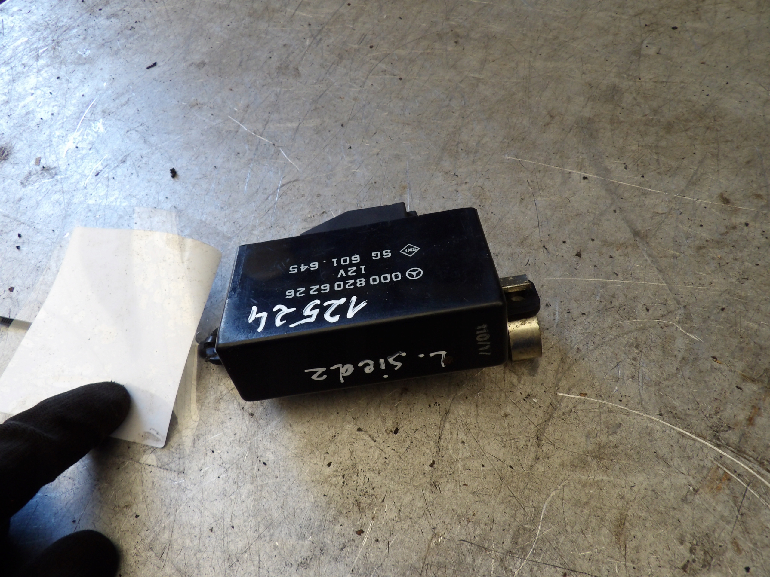 Mercedes W126 coupe module control unit seat 0008206226 SG 601.645