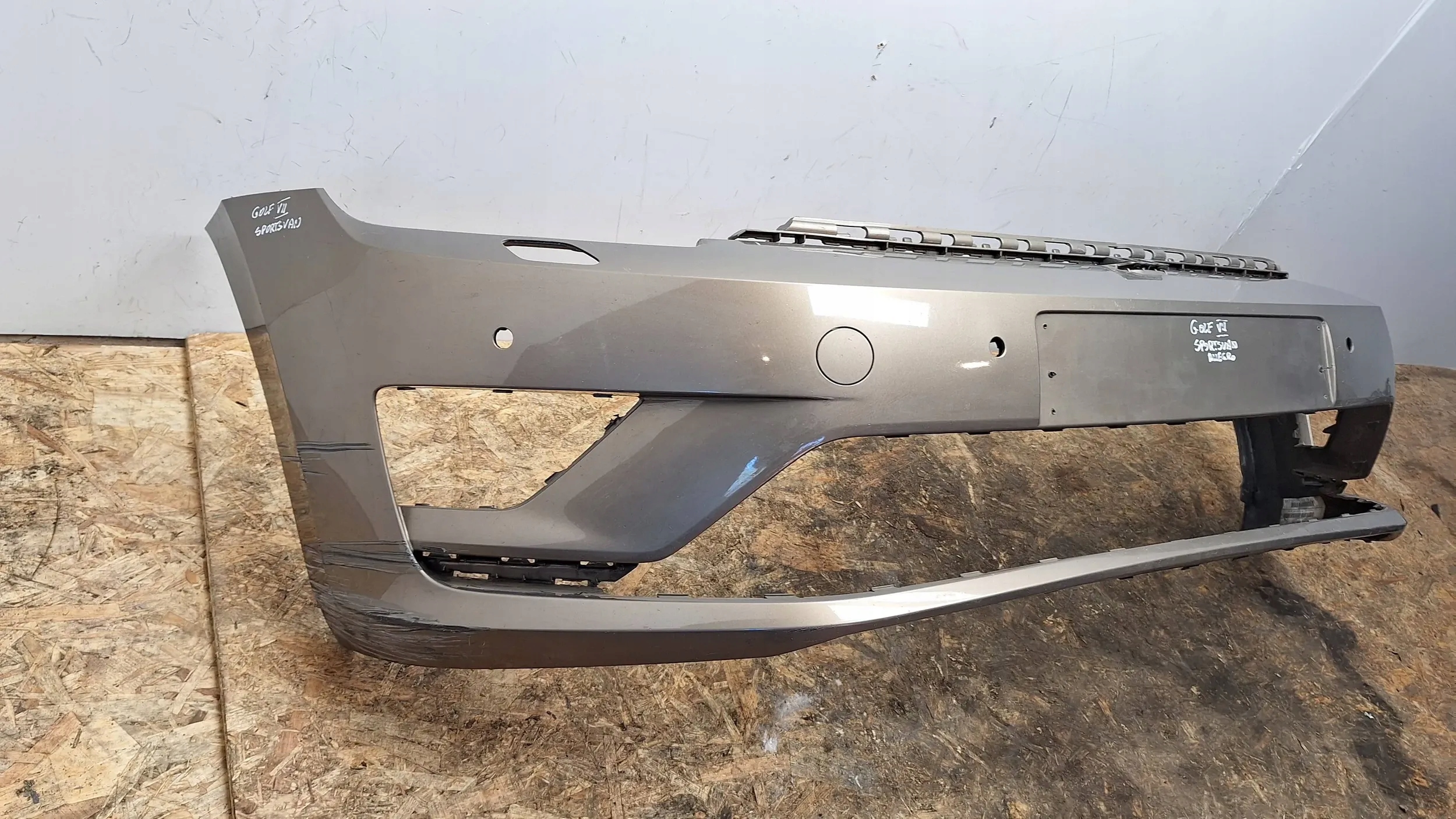 bumper front 510807221F VW GOLF SPORTSVAN 14