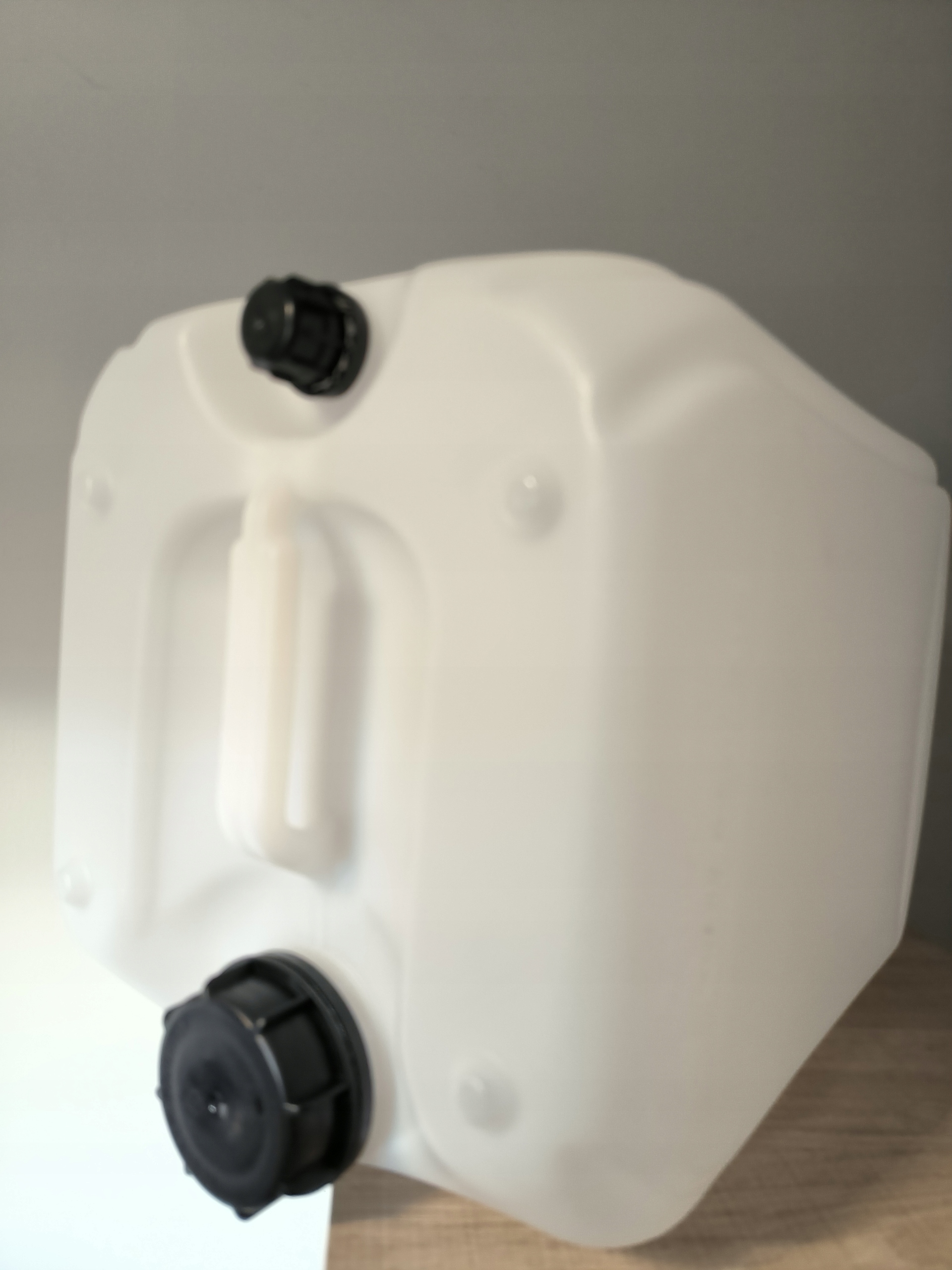 Kanister 20l karnister baniak Atest, z odpowietrznikiem, UN, na wodę biały