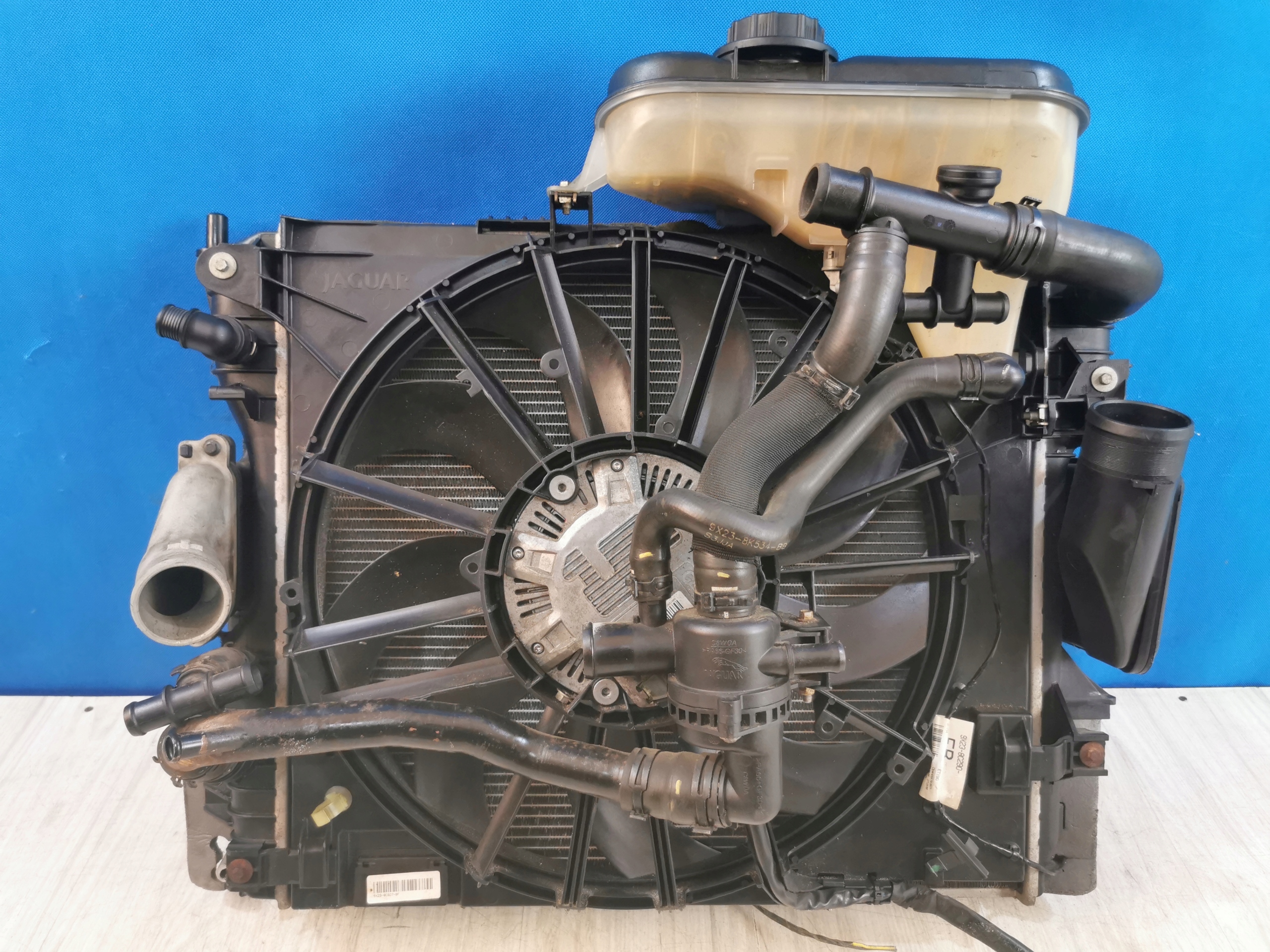 Jaguar XF X250 07/11 chłodnice wentylator komplet 3.0 diesel