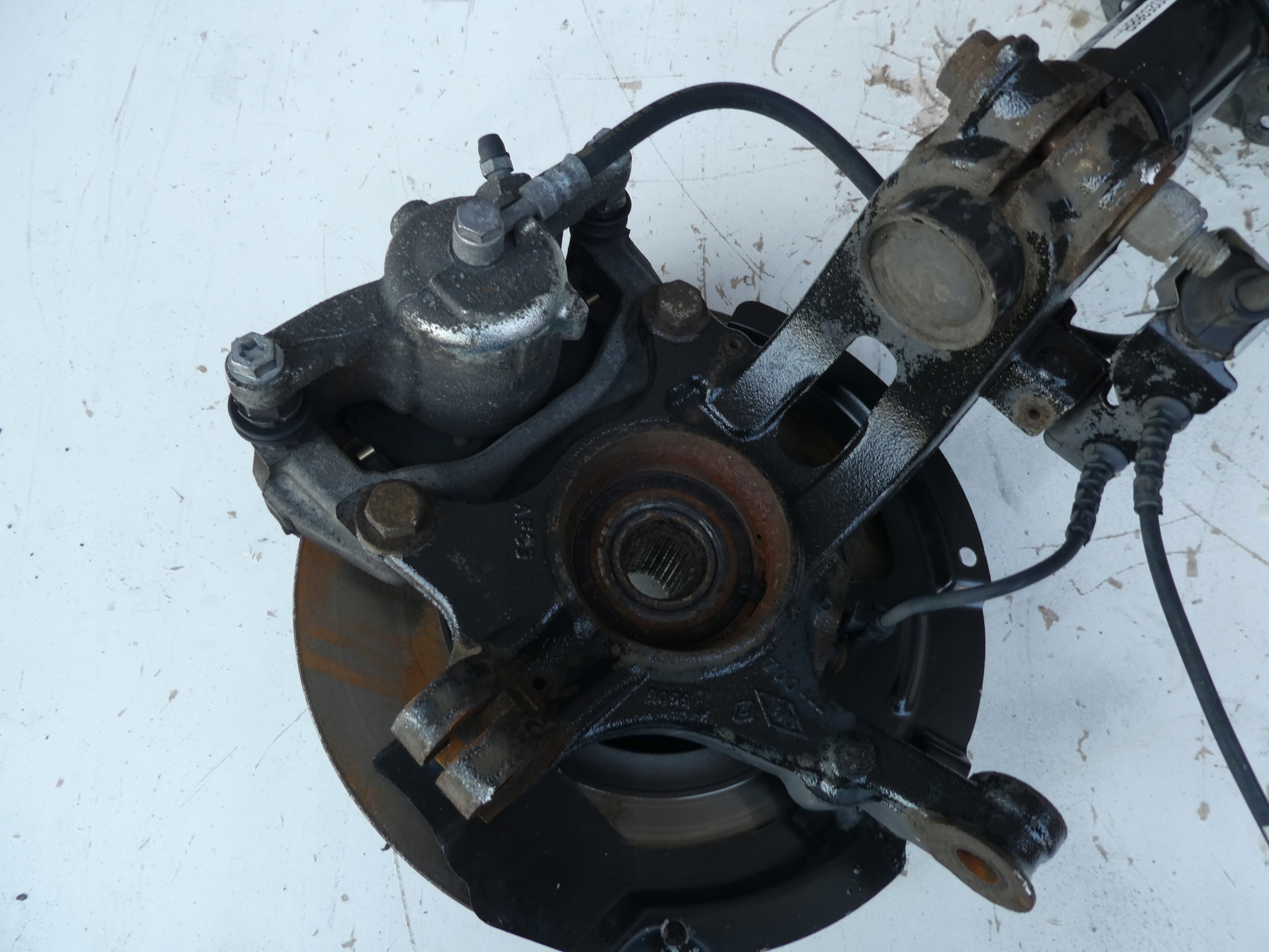 RENAULT MEGANE IV McPherson swing
