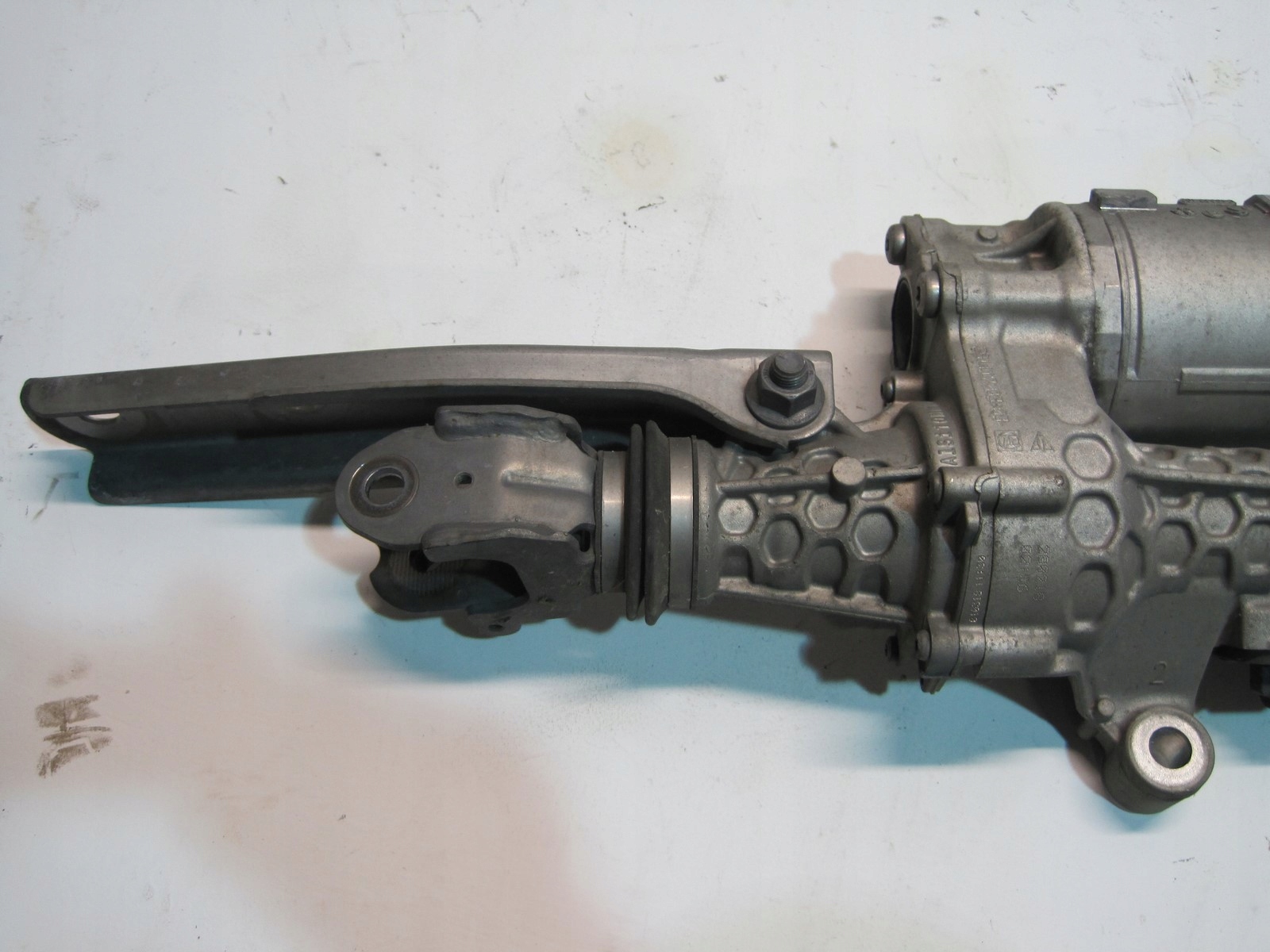 damper OSI steering BMW X6 G06 3,0D 6883728