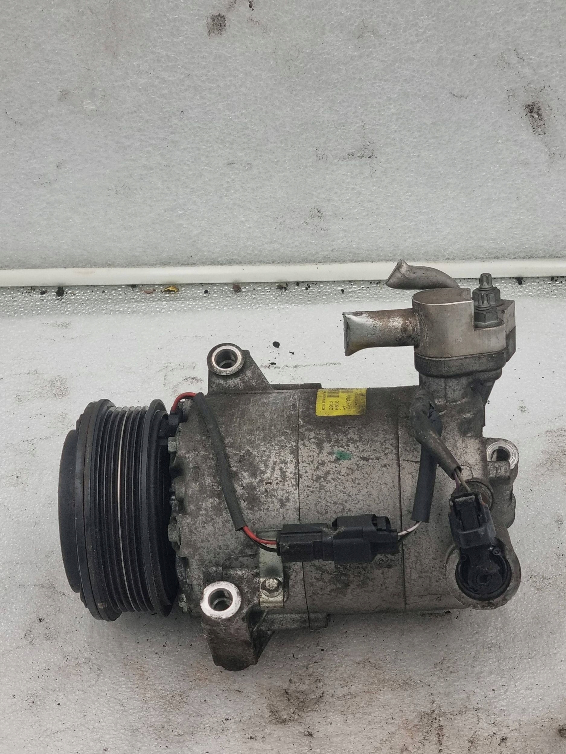 compressor of the air conditioning compressor; Ford Focus MK3 1.0 ECOBOOST CV6119D629FB