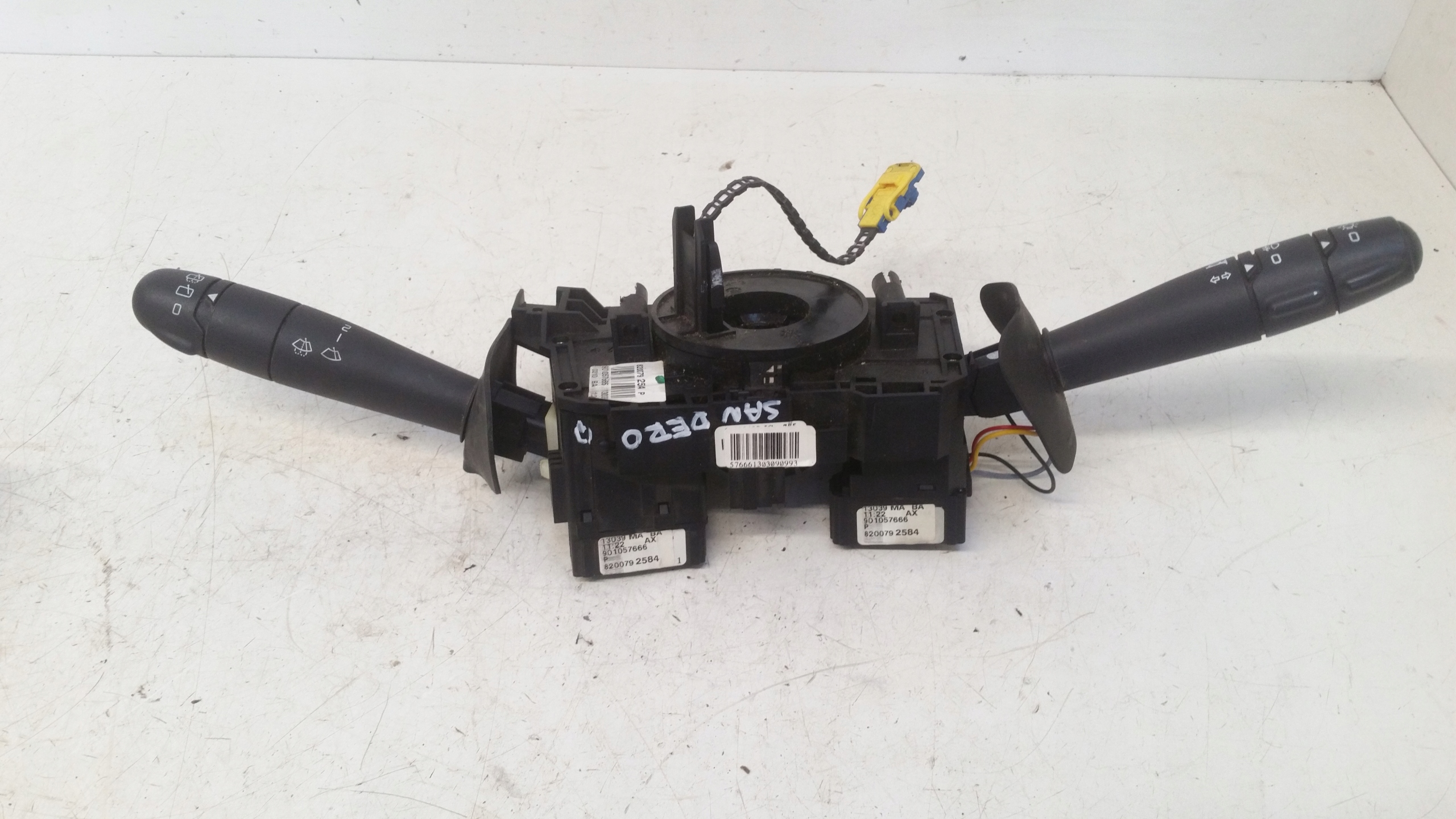 DEVIO LUCI TERGICRISTALLO TERGI 8200792584 Dacia Sandero