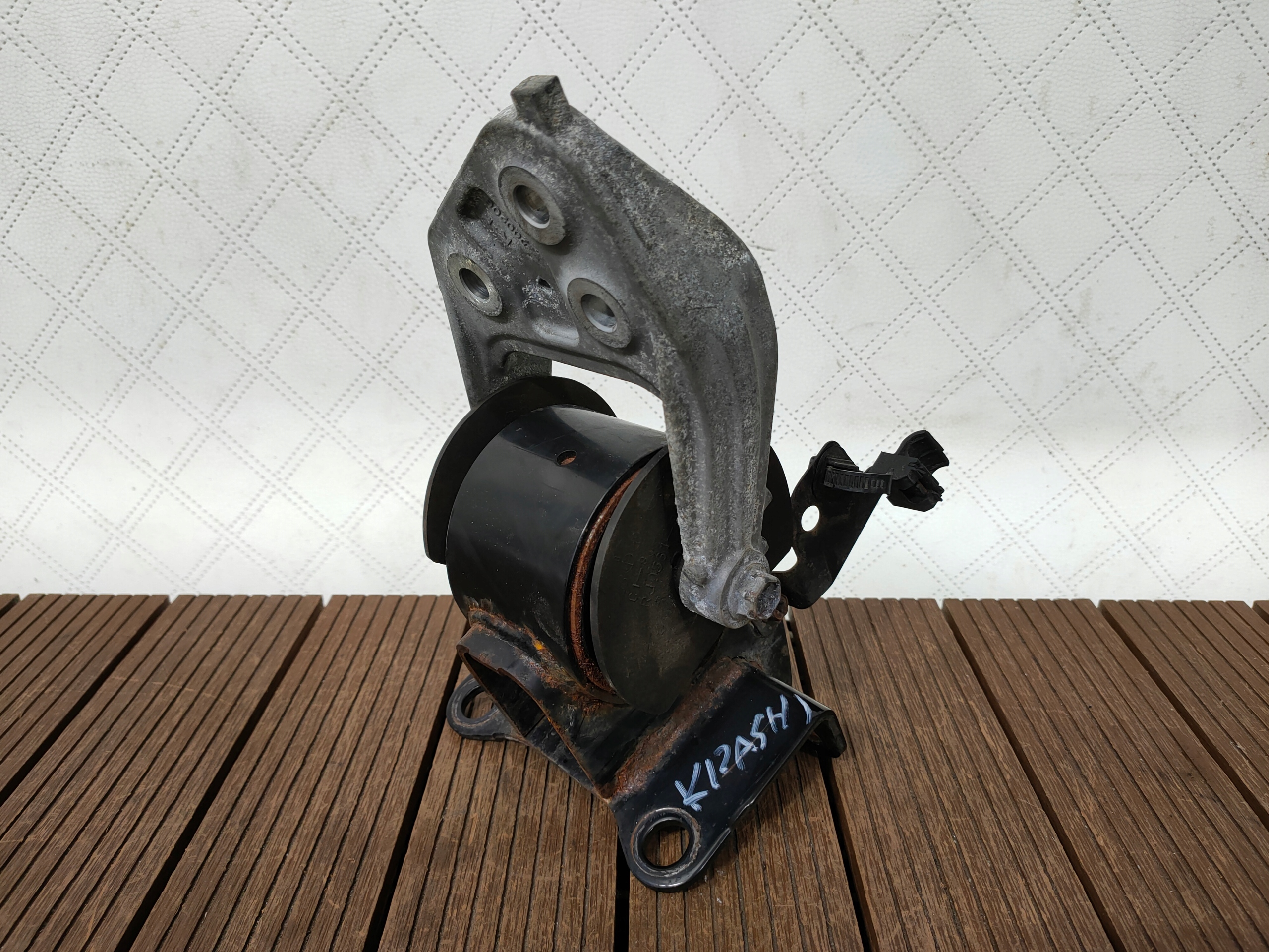 SUZUKI KIZASHI 09-14 2.4B 4WD holder gearbox mount