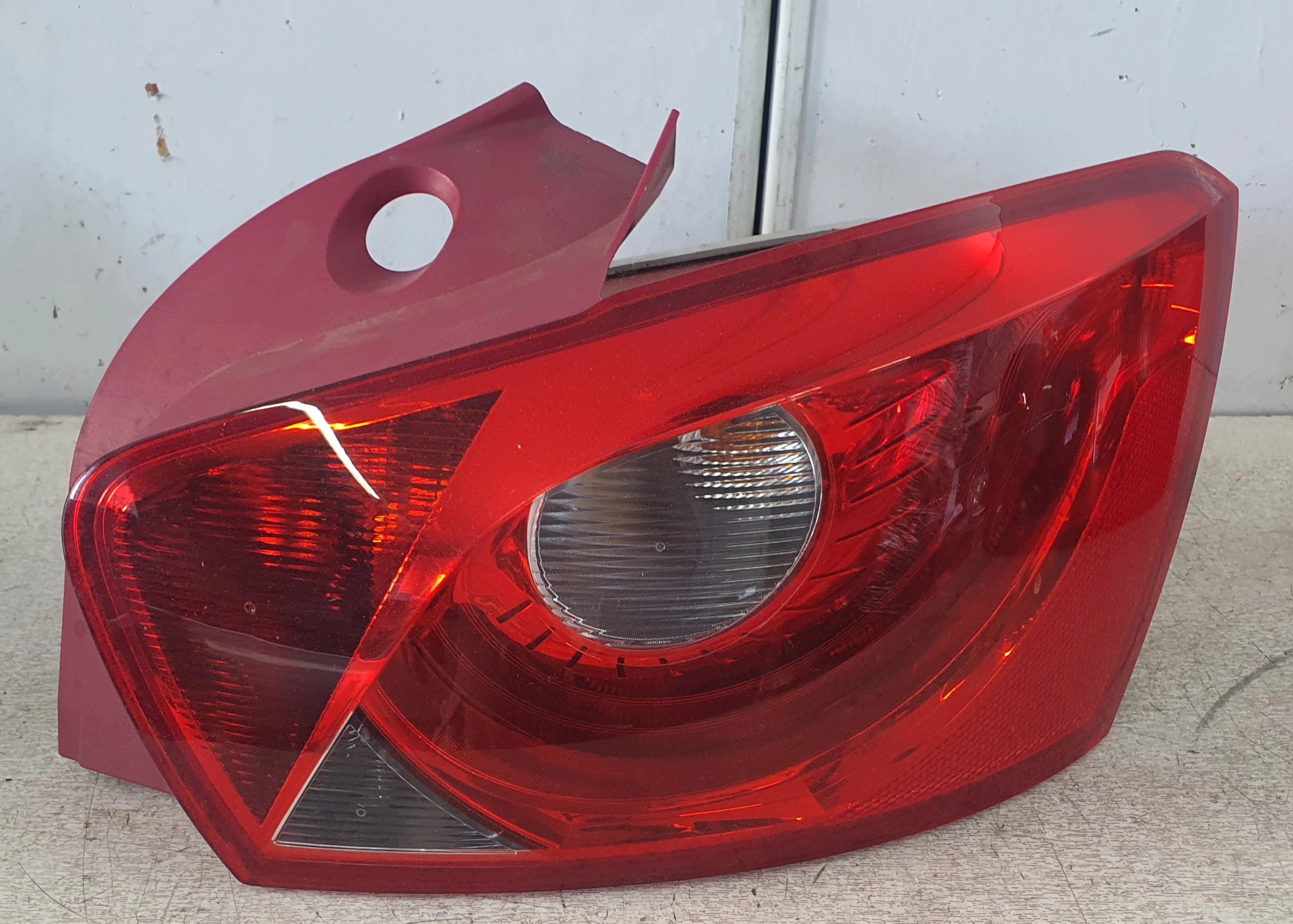 light right rear part Seat Ibiza 5 door 6J 08- H/B
