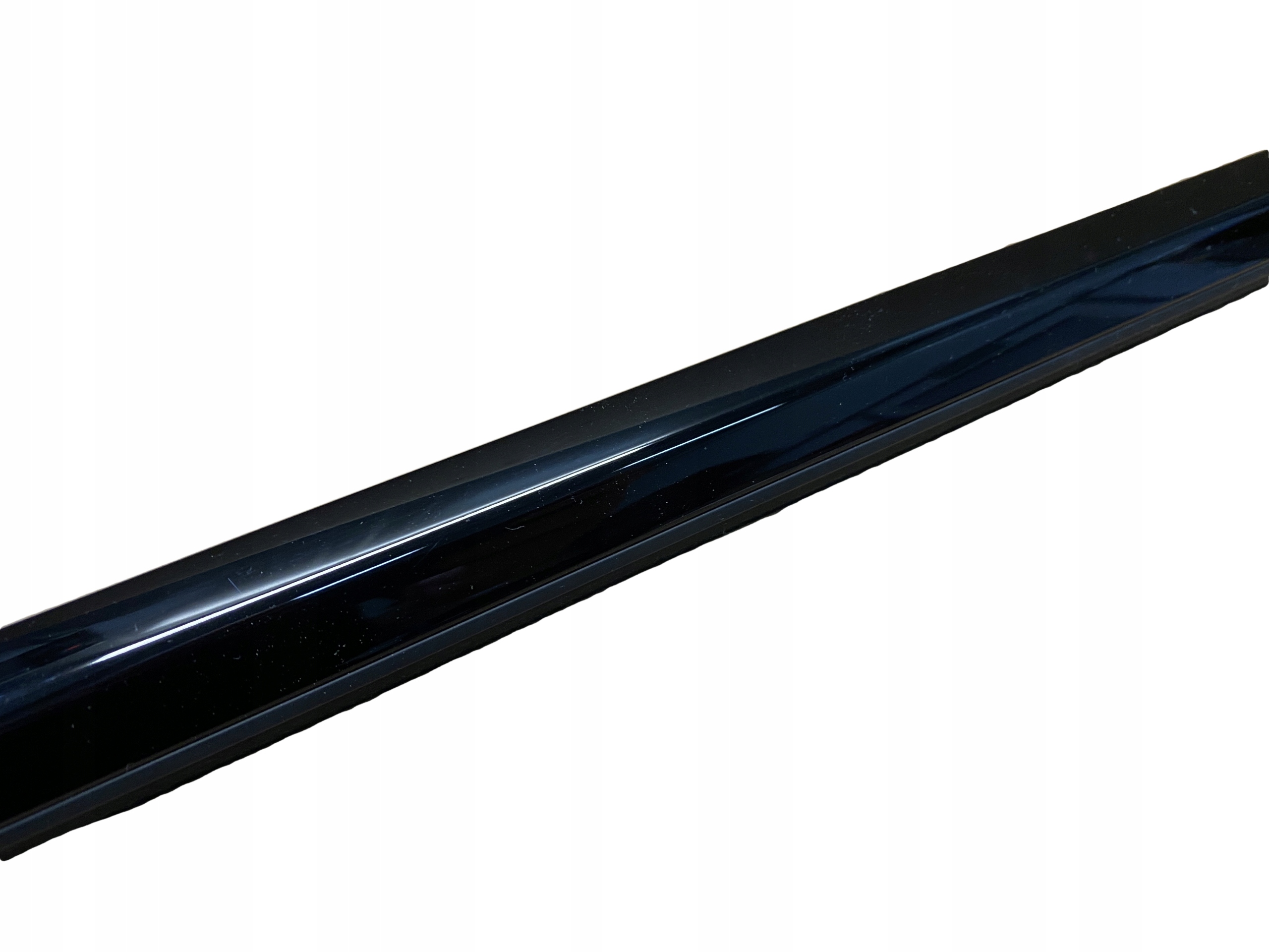 AUDI A3 8Y moulding dust door right rear part