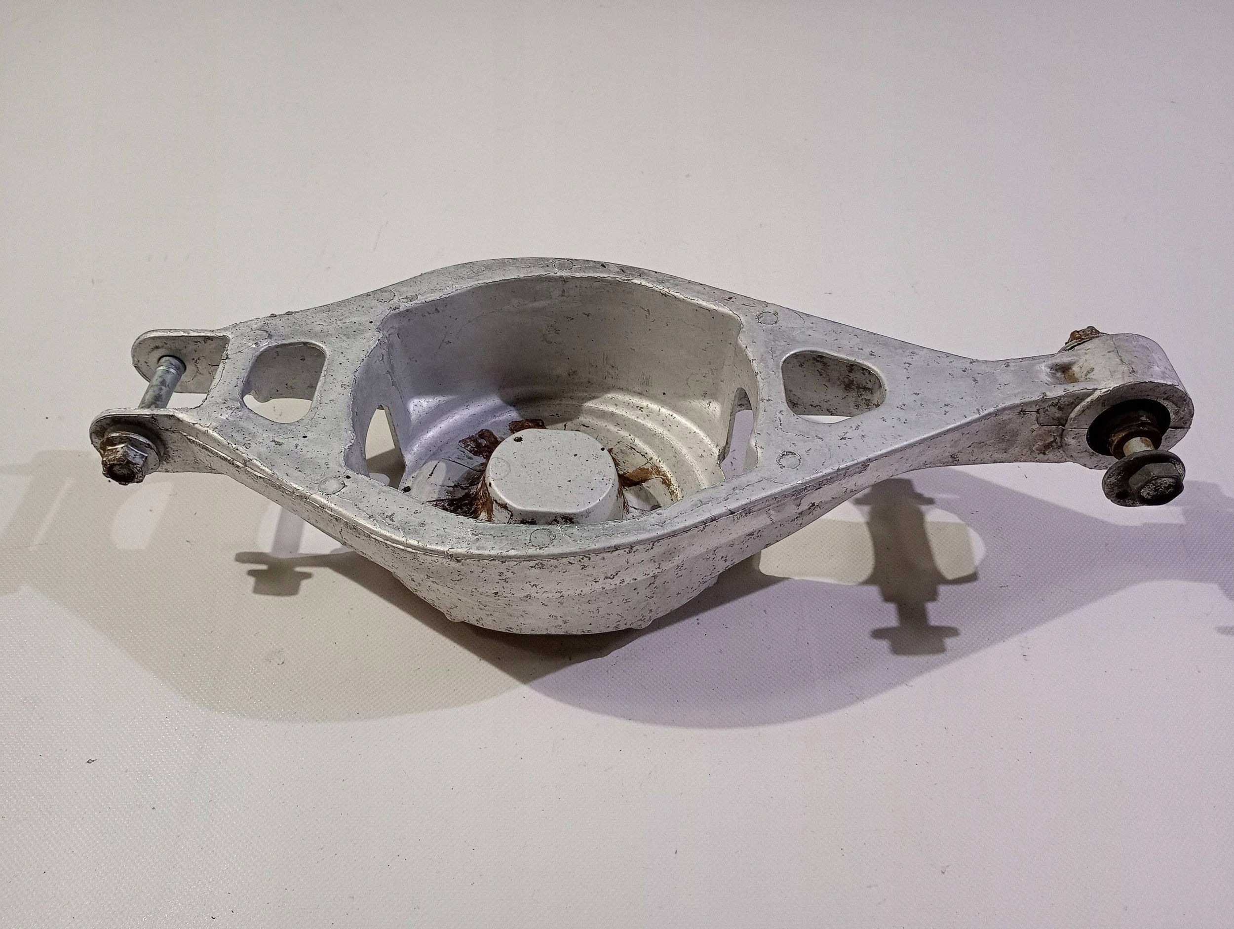 arm rear part rear left right lower Nissan 370Z 2009